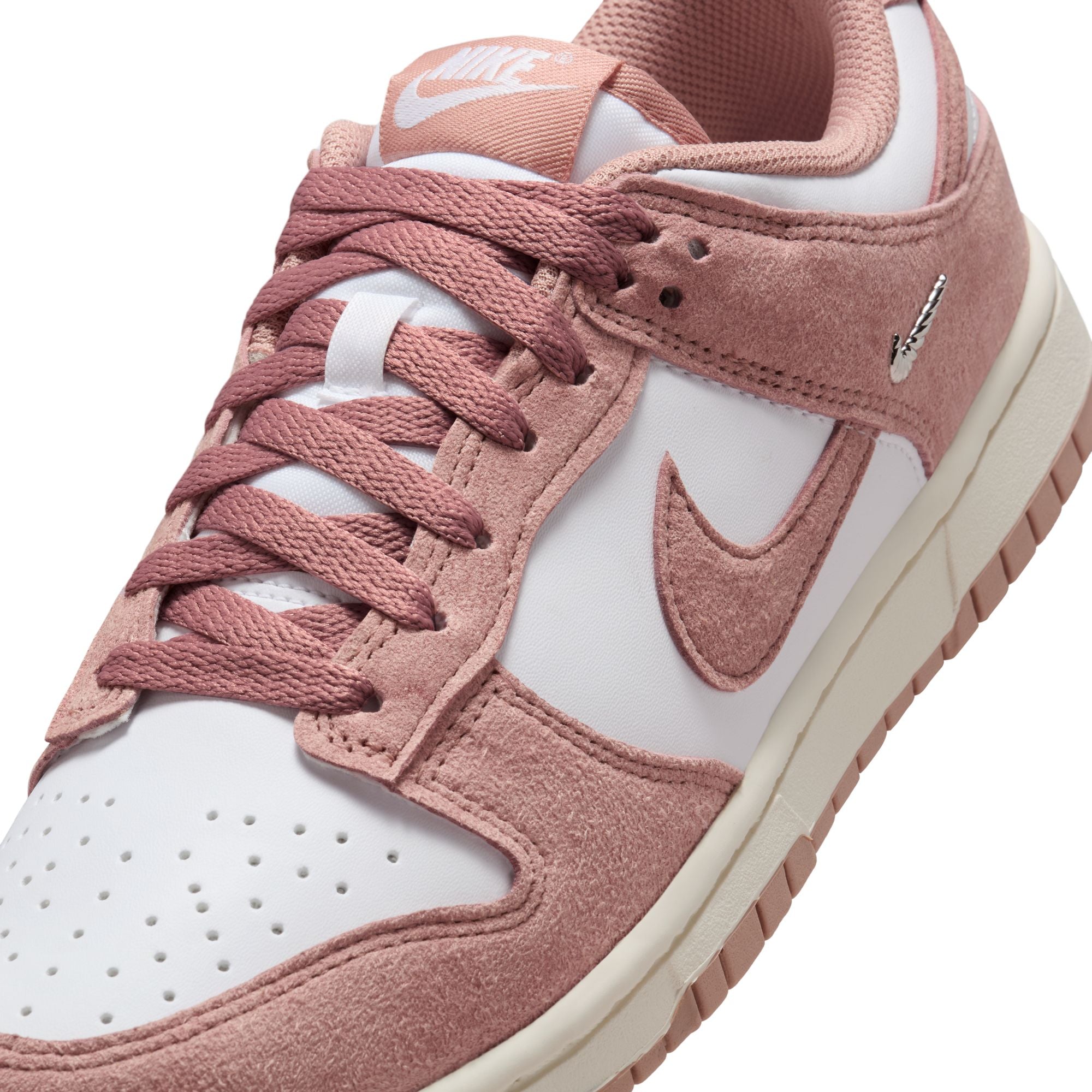 NIKE WOMENS DUNK LOW