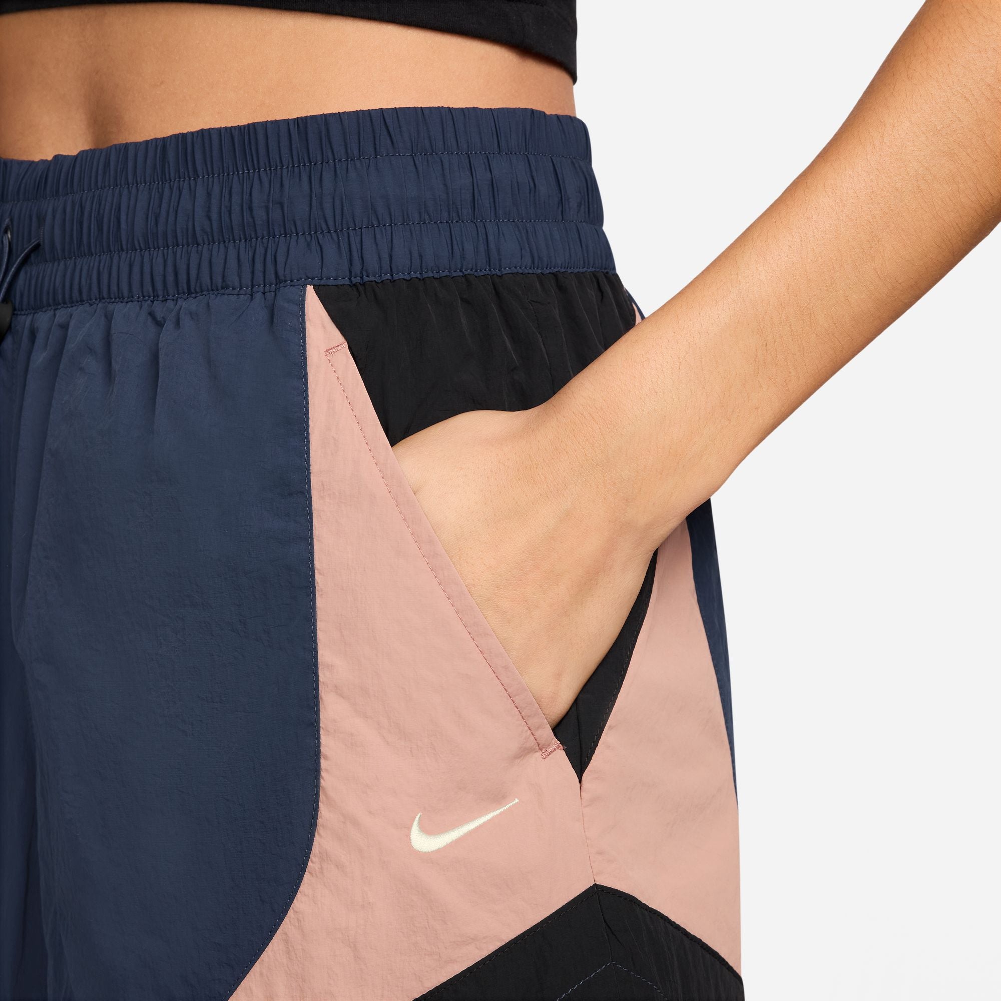 NIKE WOMENS 3IN TRACK SHORT