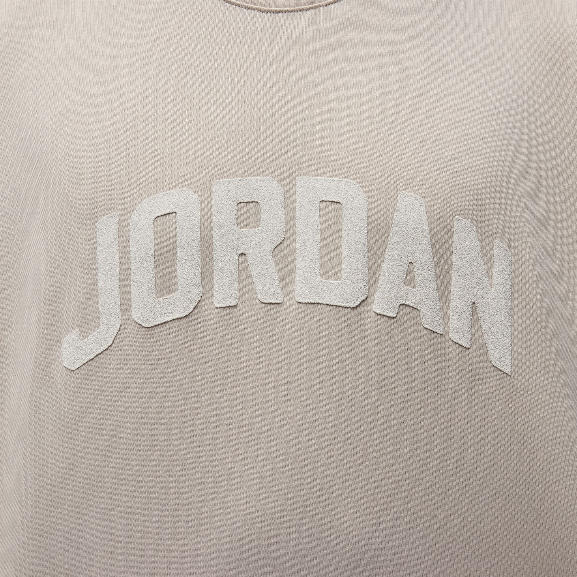 JORDAN M FLT ESS BOXY SS CREW