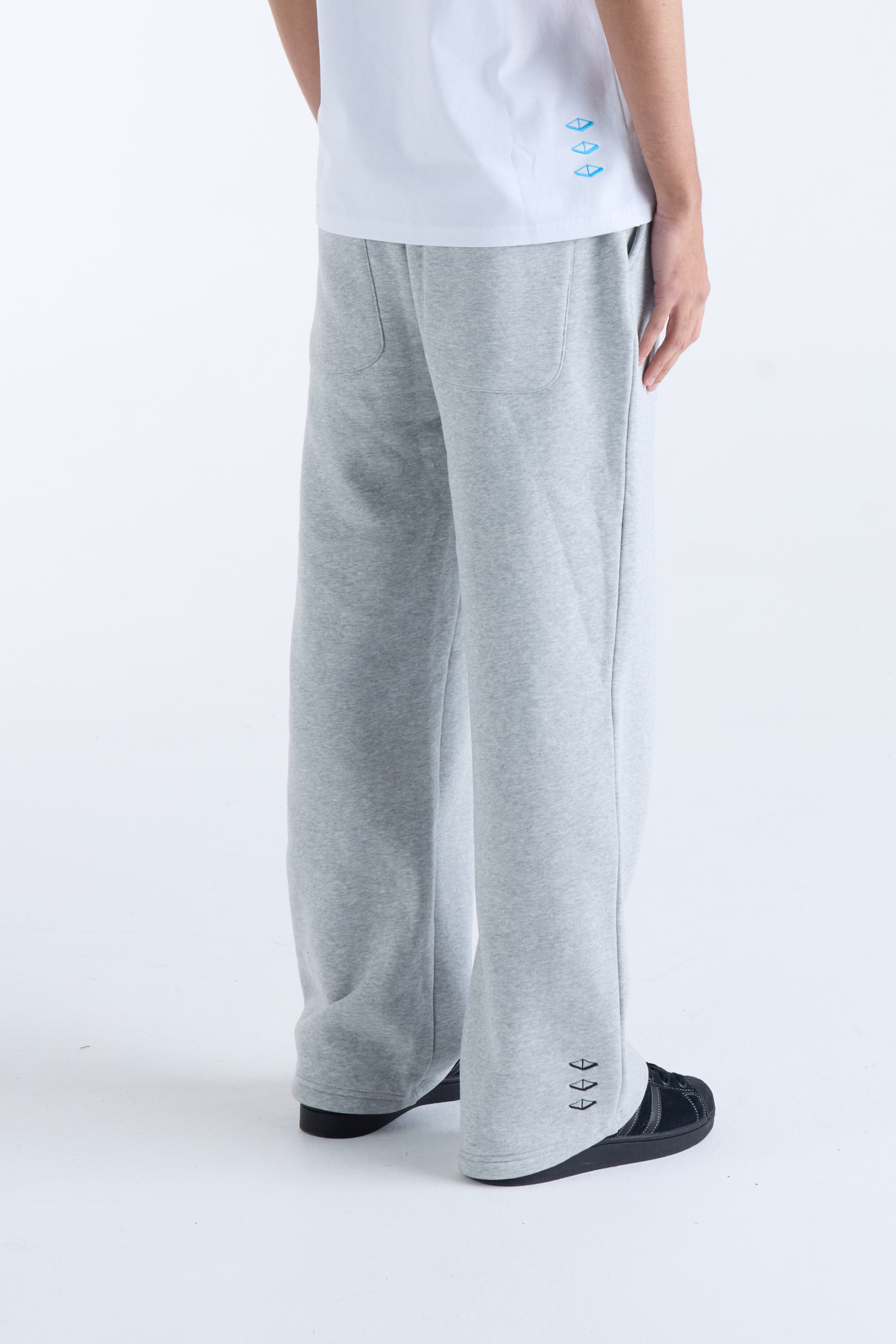 VOUSETI US AGAINST TIME TRACKPANTS