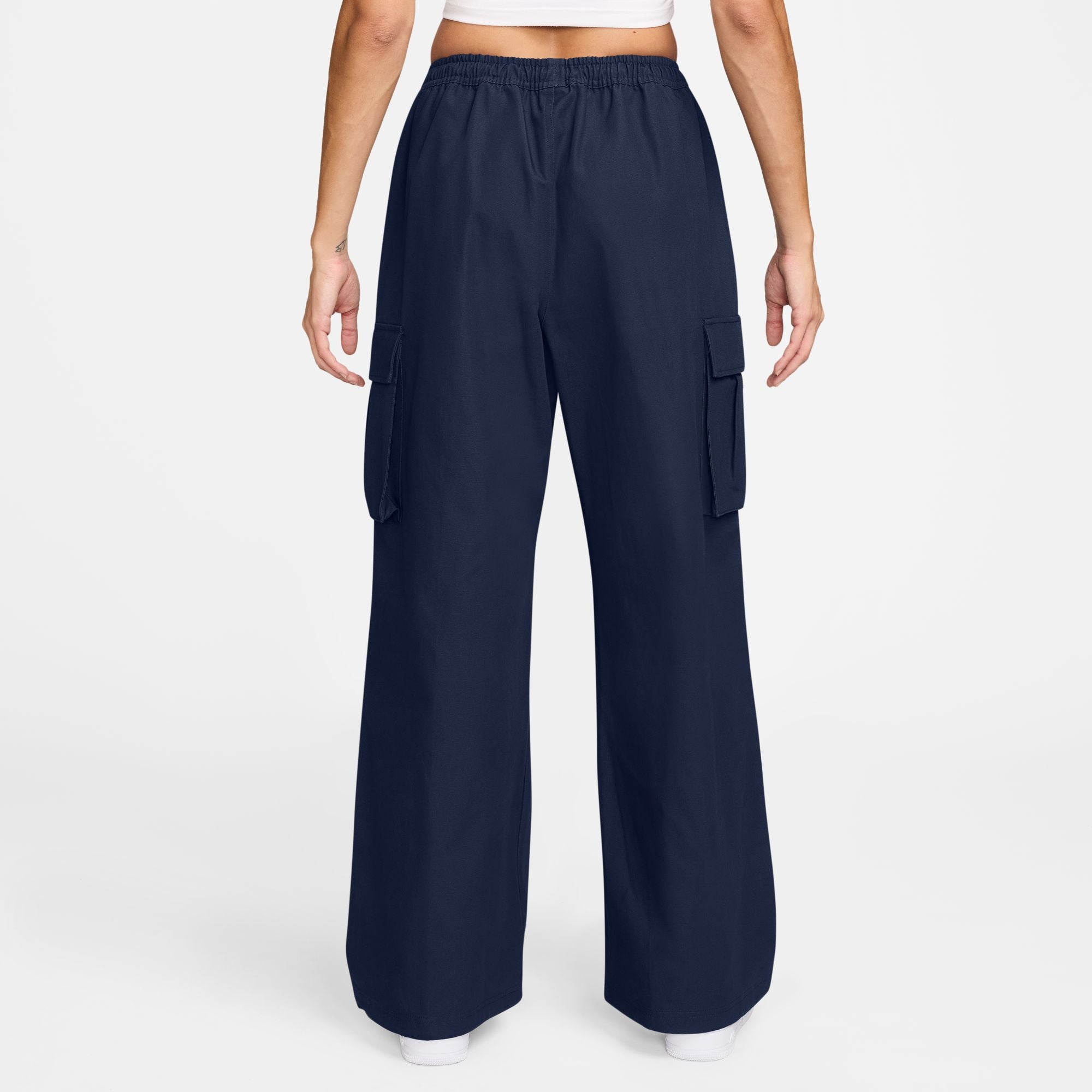 NIKE WOMENS WOVEN CARGO PANT