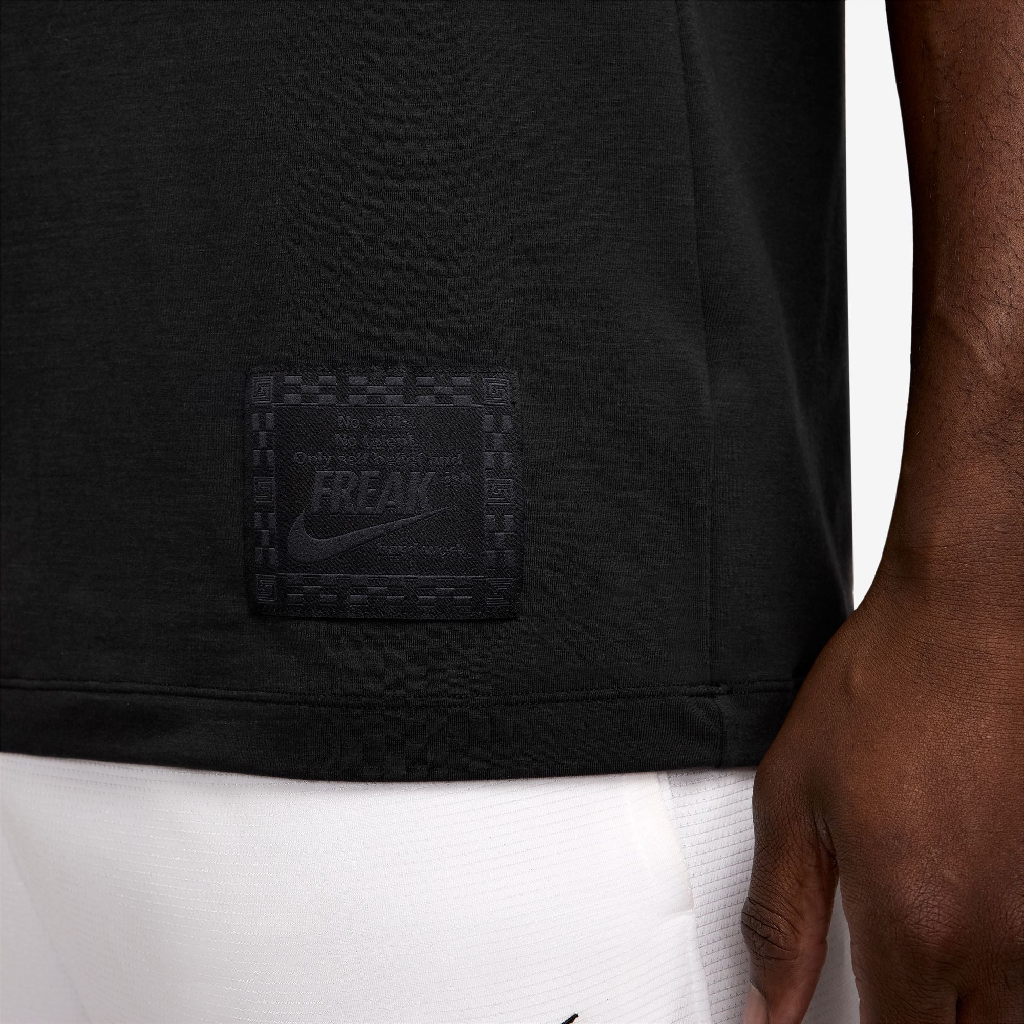 NIKE GIANNIS ANTETOKOUNMPO MENS DRI-FIT SLEEVELESS TOP