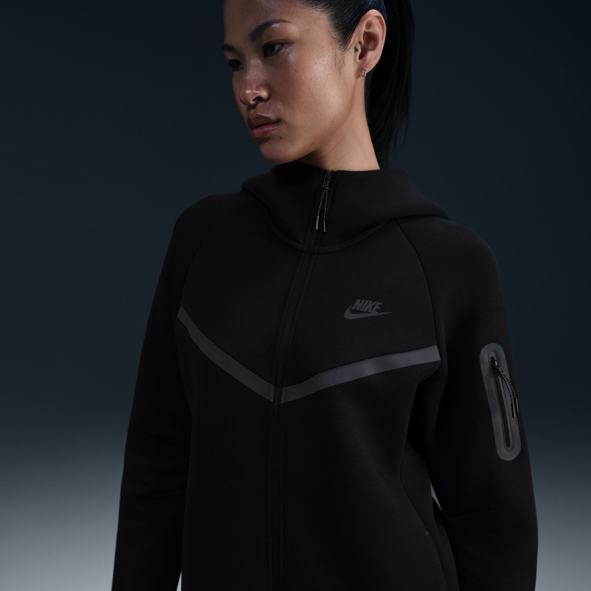 NIKE WOMENS TECH FLEECE FULL ZIP HOODIE