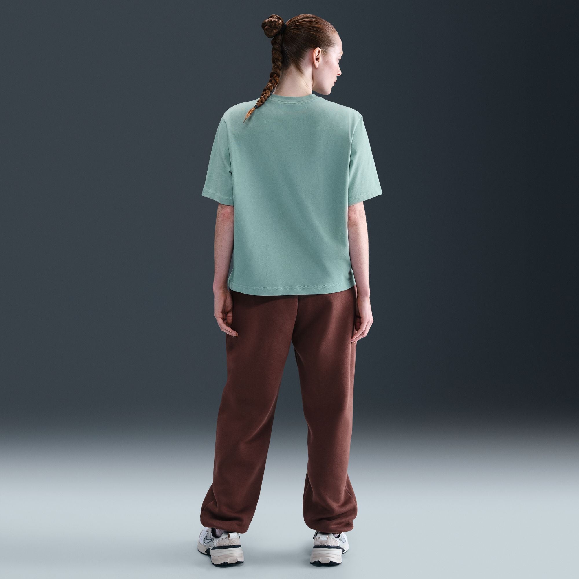 NIKE WOMENS ESSENTIAL BOXY TEE