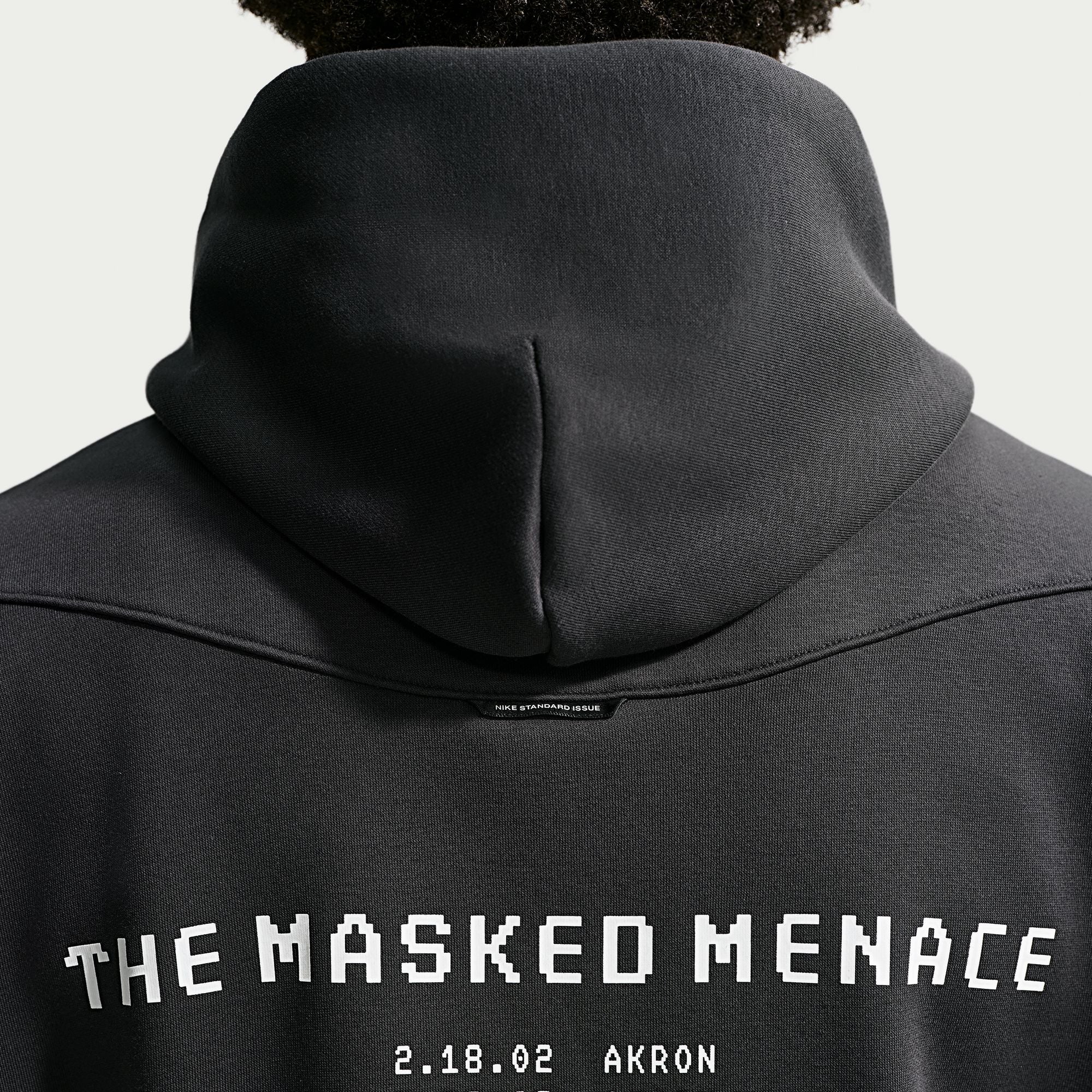 NIKE MENS LEBRON 'MASKED MENACE' HOODIE