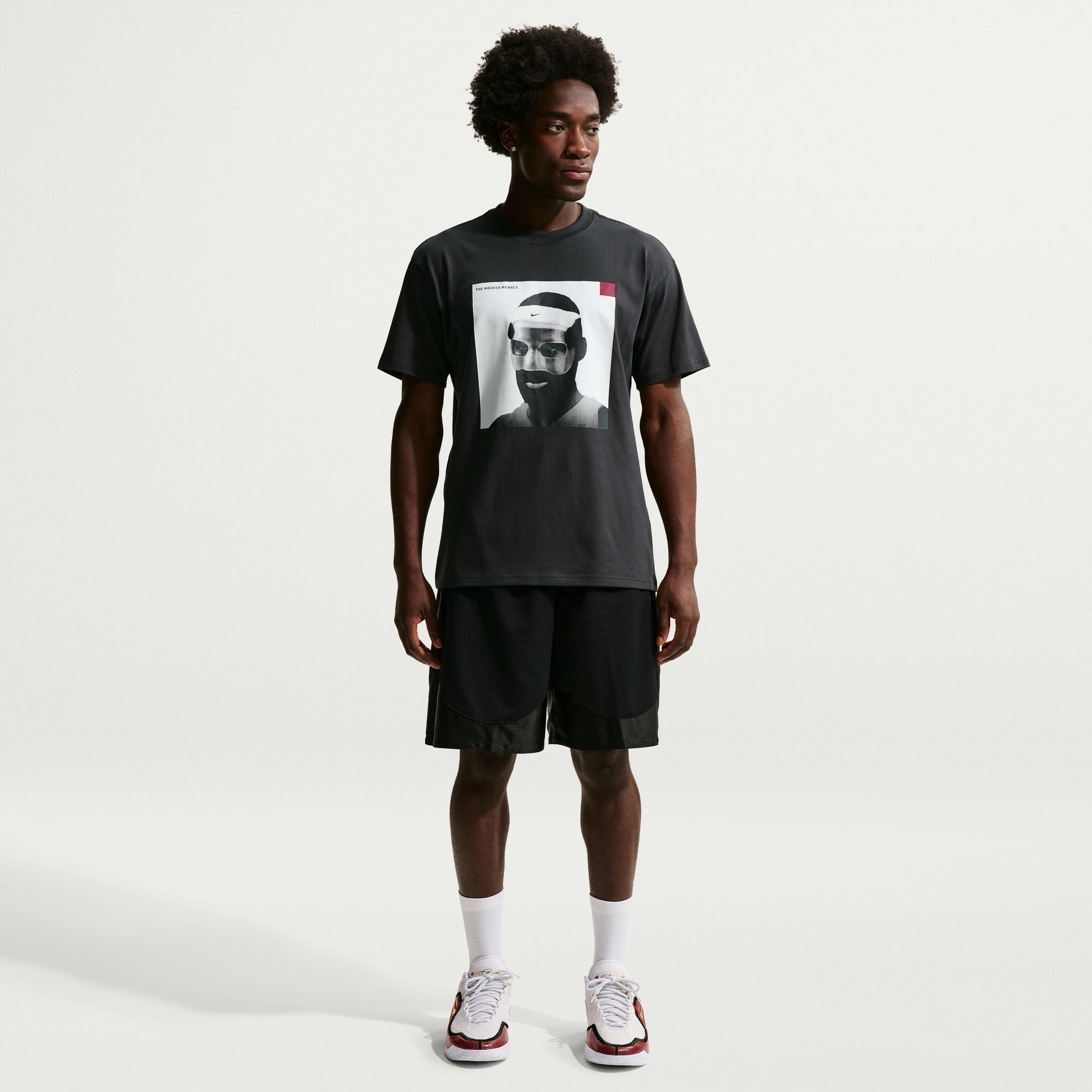 NIKE MENS LEBRON 'MASKED MENACE' TEE