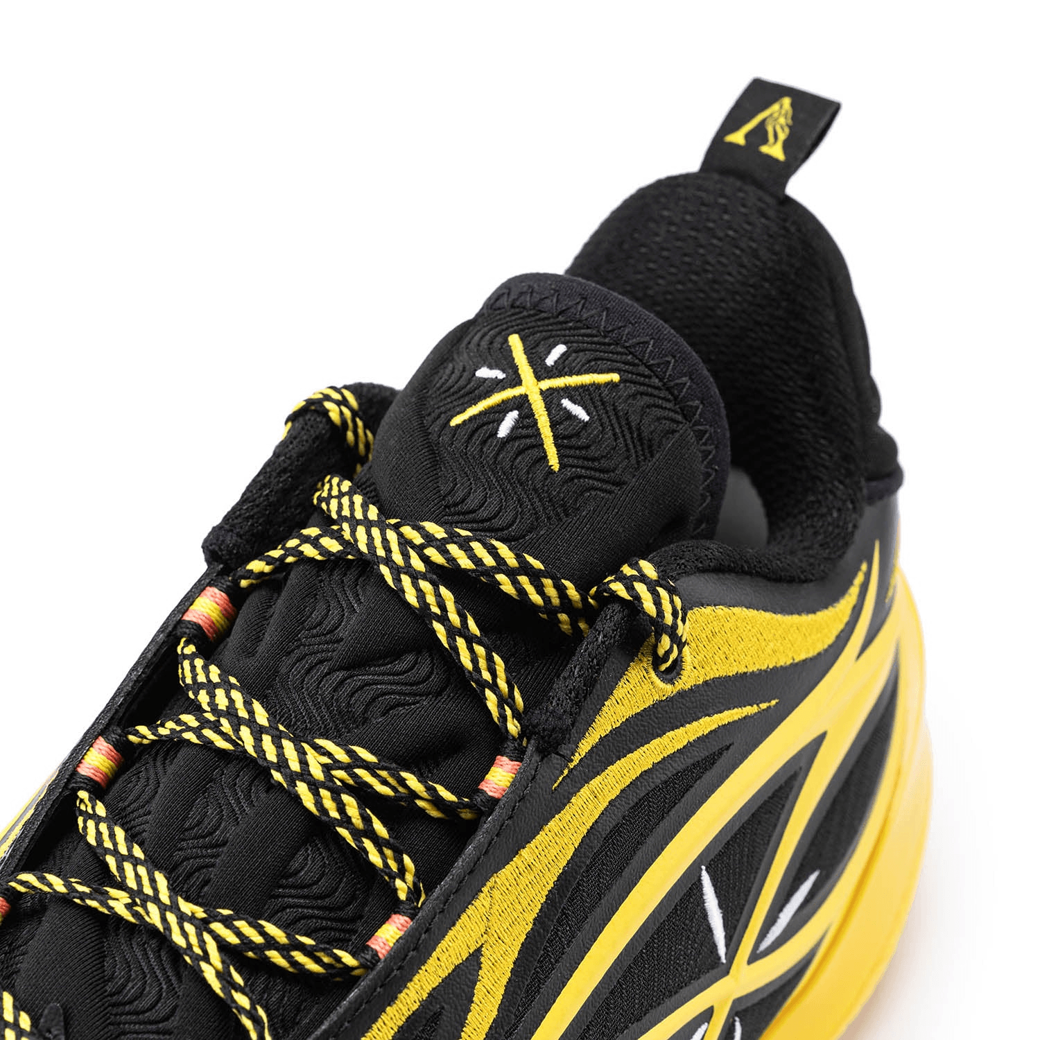 WADE 808 5 ULTRA V2 'CAUTION'