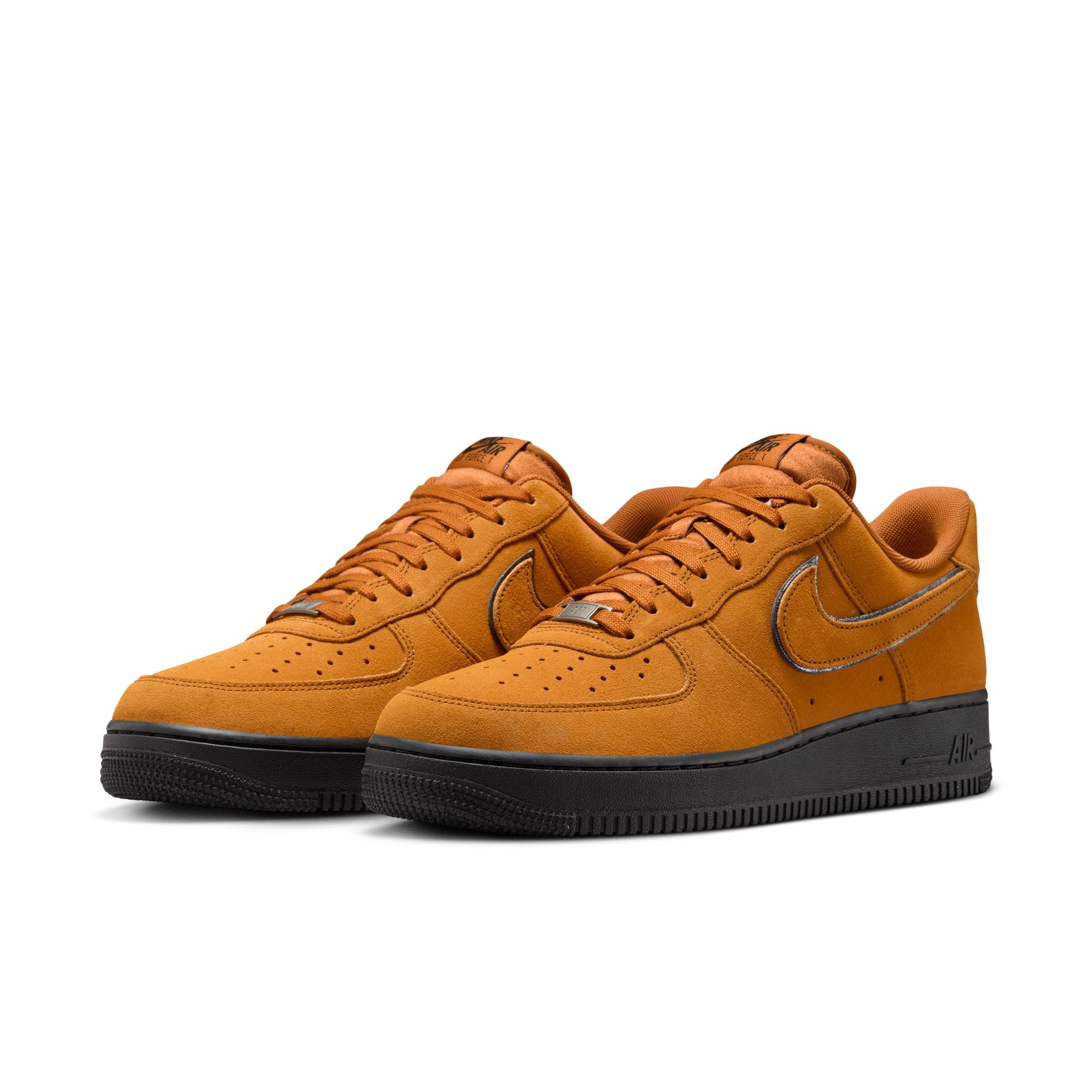 NIKE AIR FORCE 1 '07 LV8