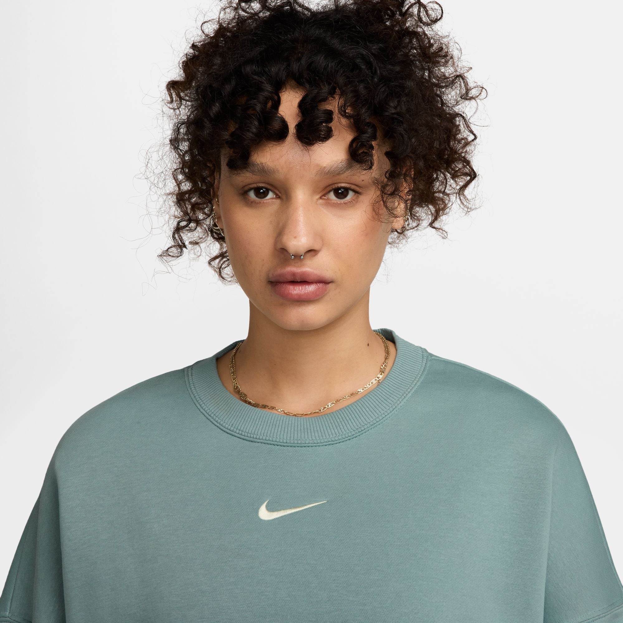 NIKE WOMENS FLEECE OVERSIZED CREW