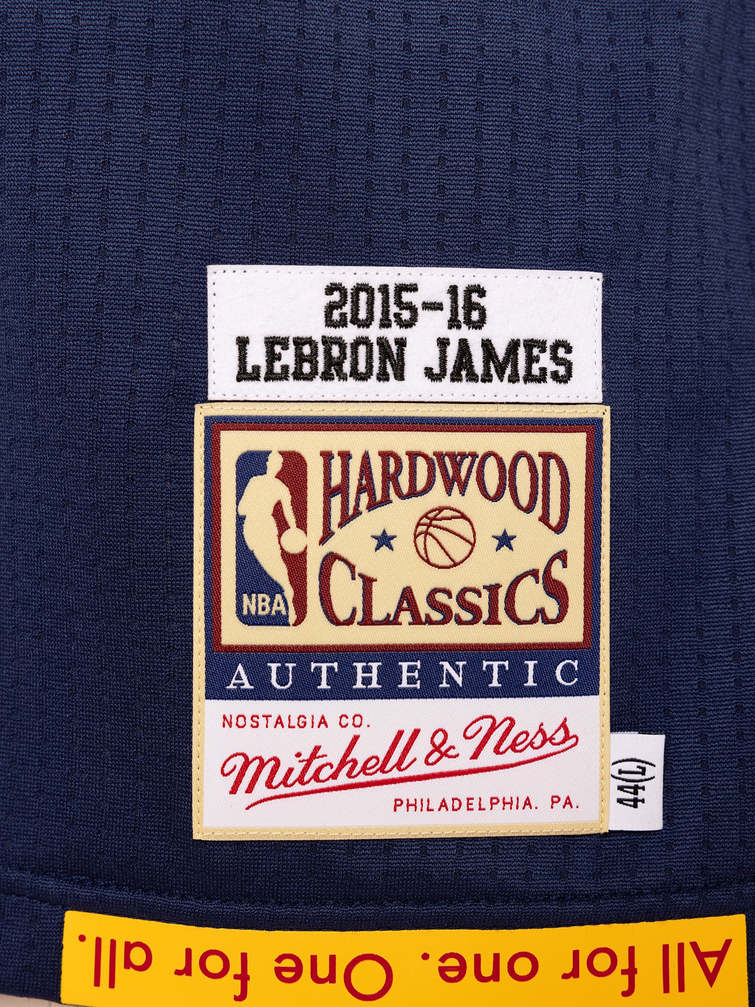 MITCHELL & NESS 15-16 CLEVELAND CAVALIERS AUTHENTIC JERSEY - LEBRON