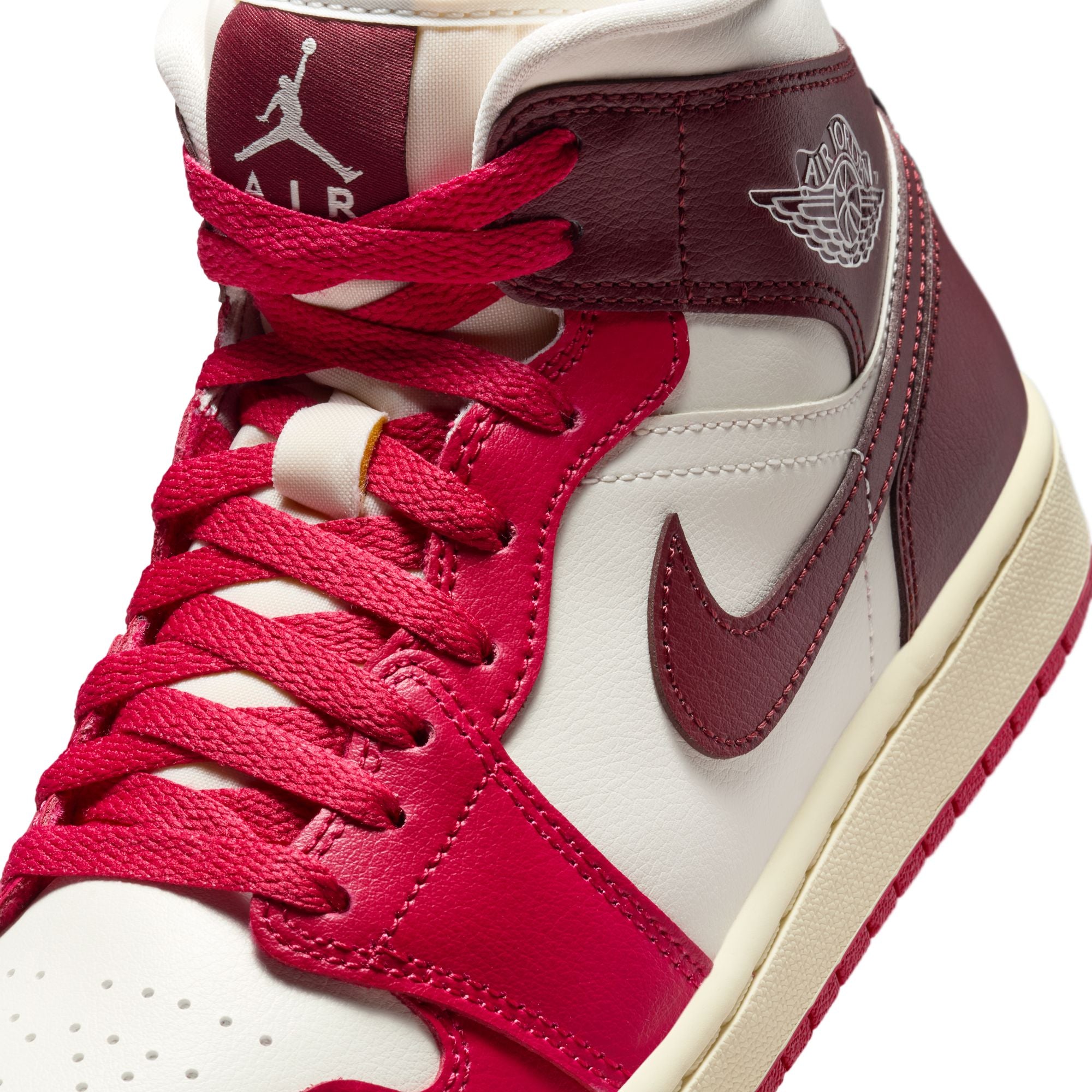 AIR JORDAN WOMENS 1 MID