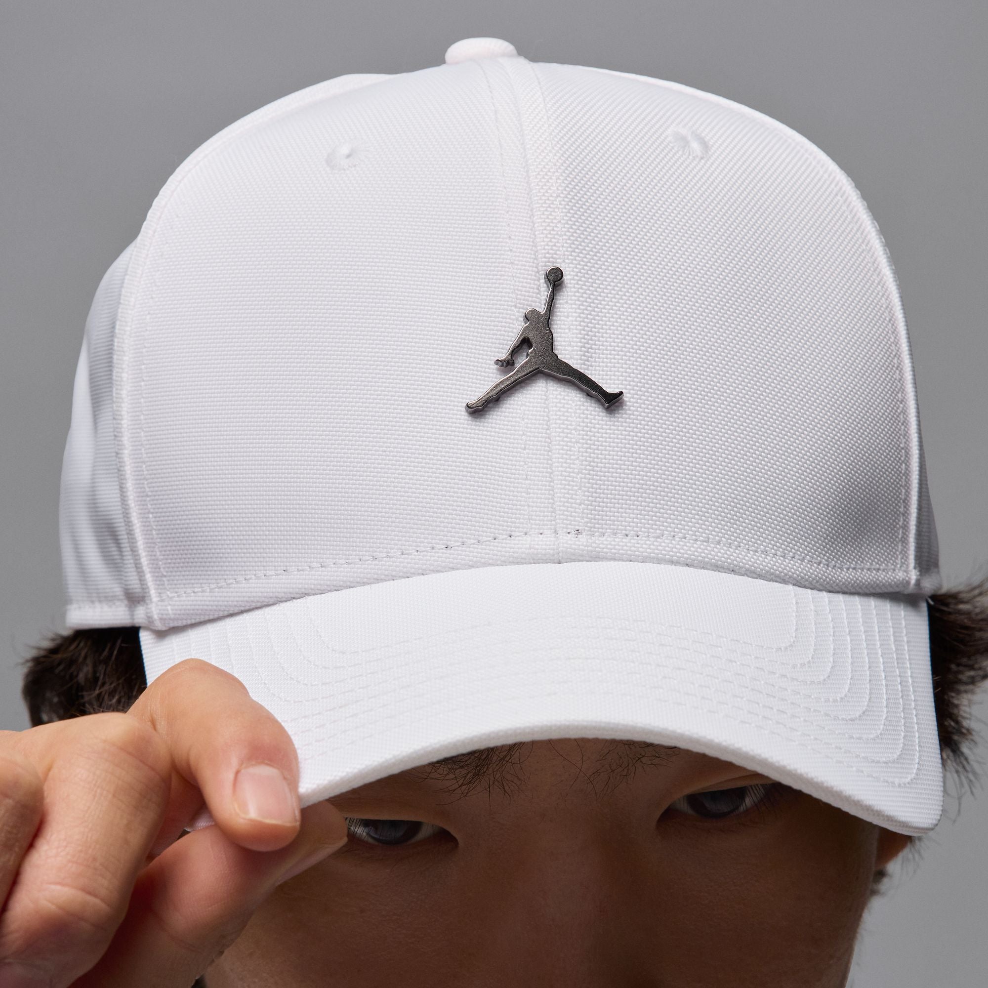 JORDAN UNISEX METAL JUMPMAN RISE CAP