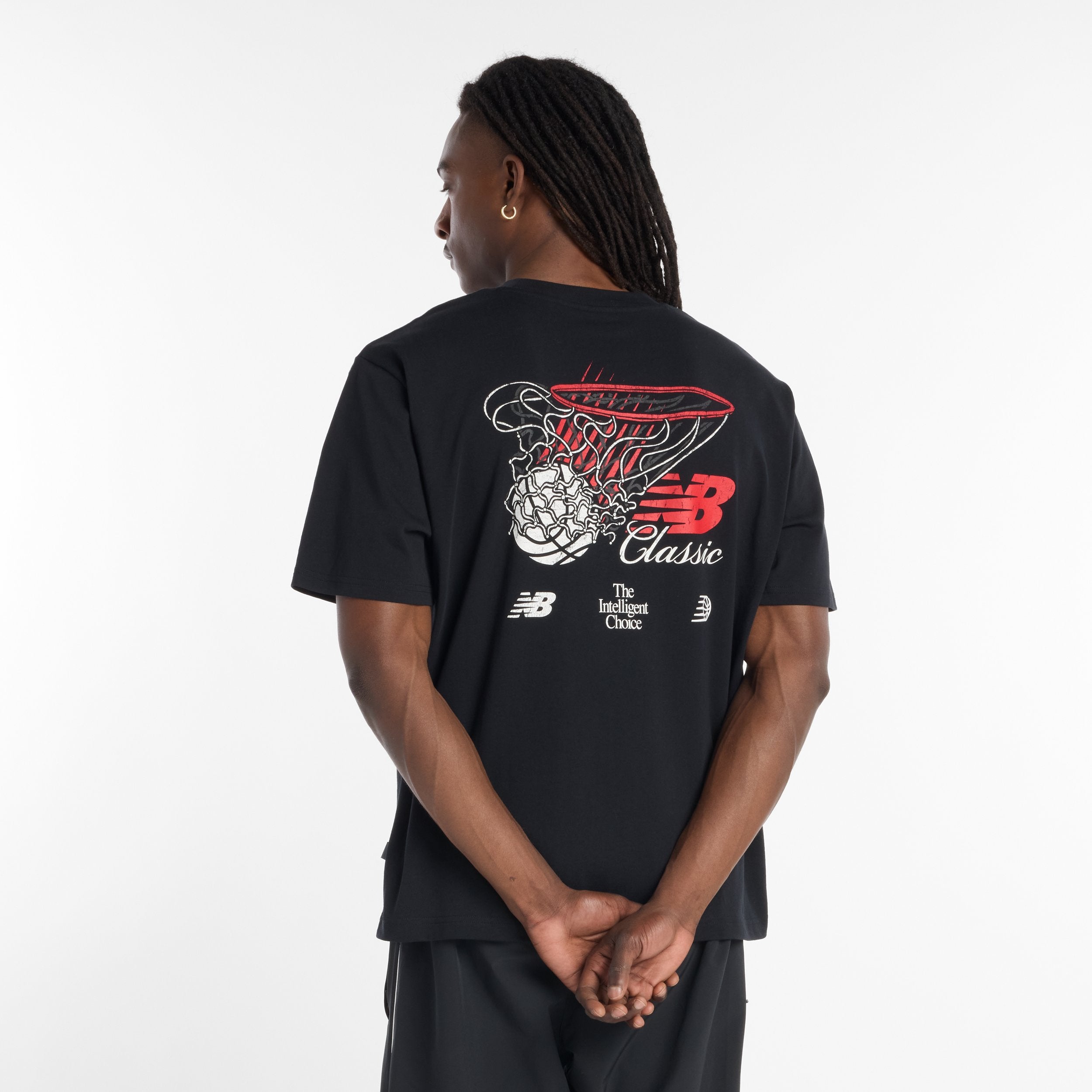 NEW BALANCE HOOPS CLASSIC GRAPHIC T-SHIRT