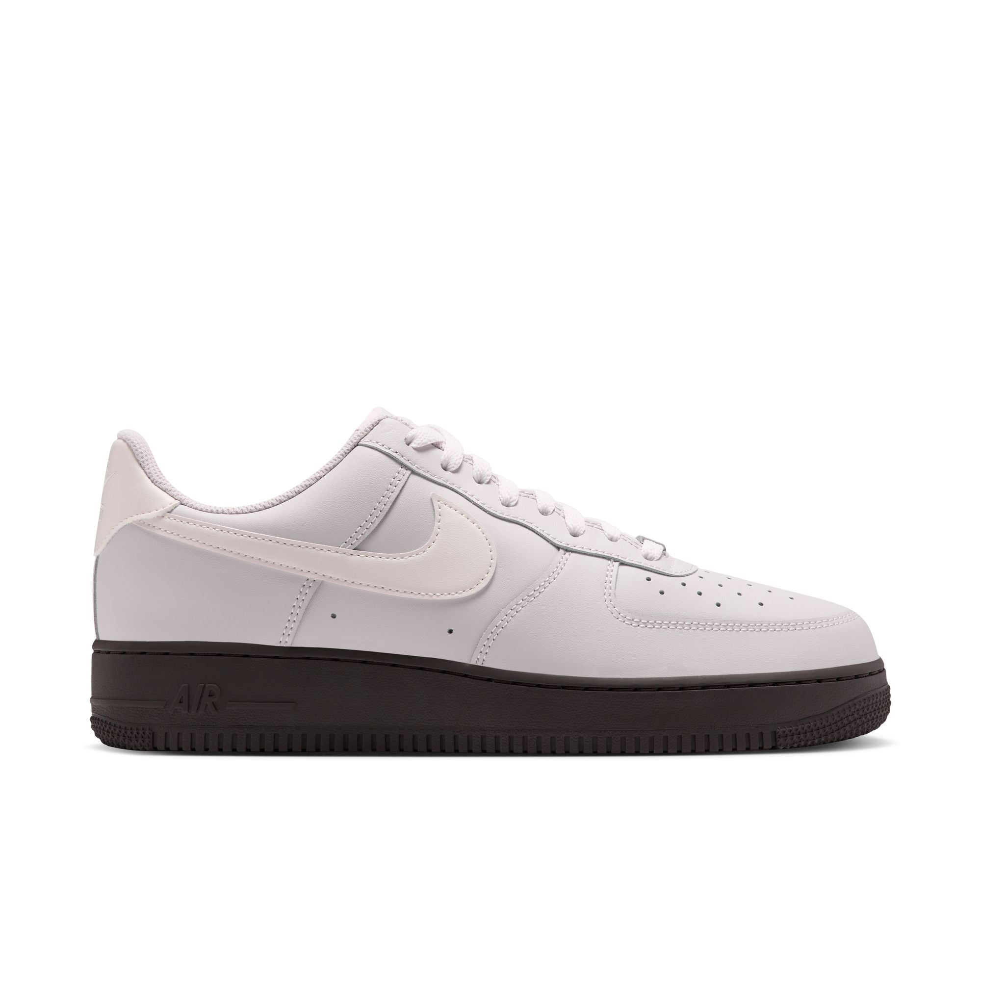 NIKE AIR FORCE 1 '07