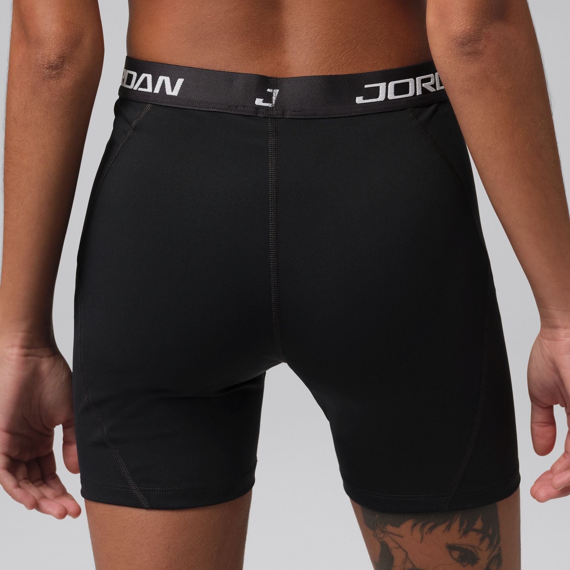 JORDAN SPORT WOMENS 5" HIGH-RISE SHORT