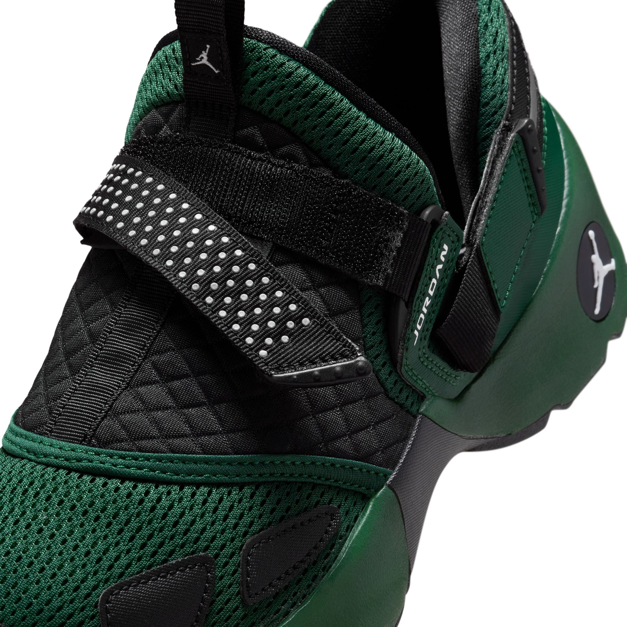 JORDAN WOMENS TRUNNER LX