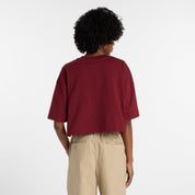 NEW BALANCE ATHLETICS PREMIUM CHEST LOGO CROPPED T-SHIRT- MHB