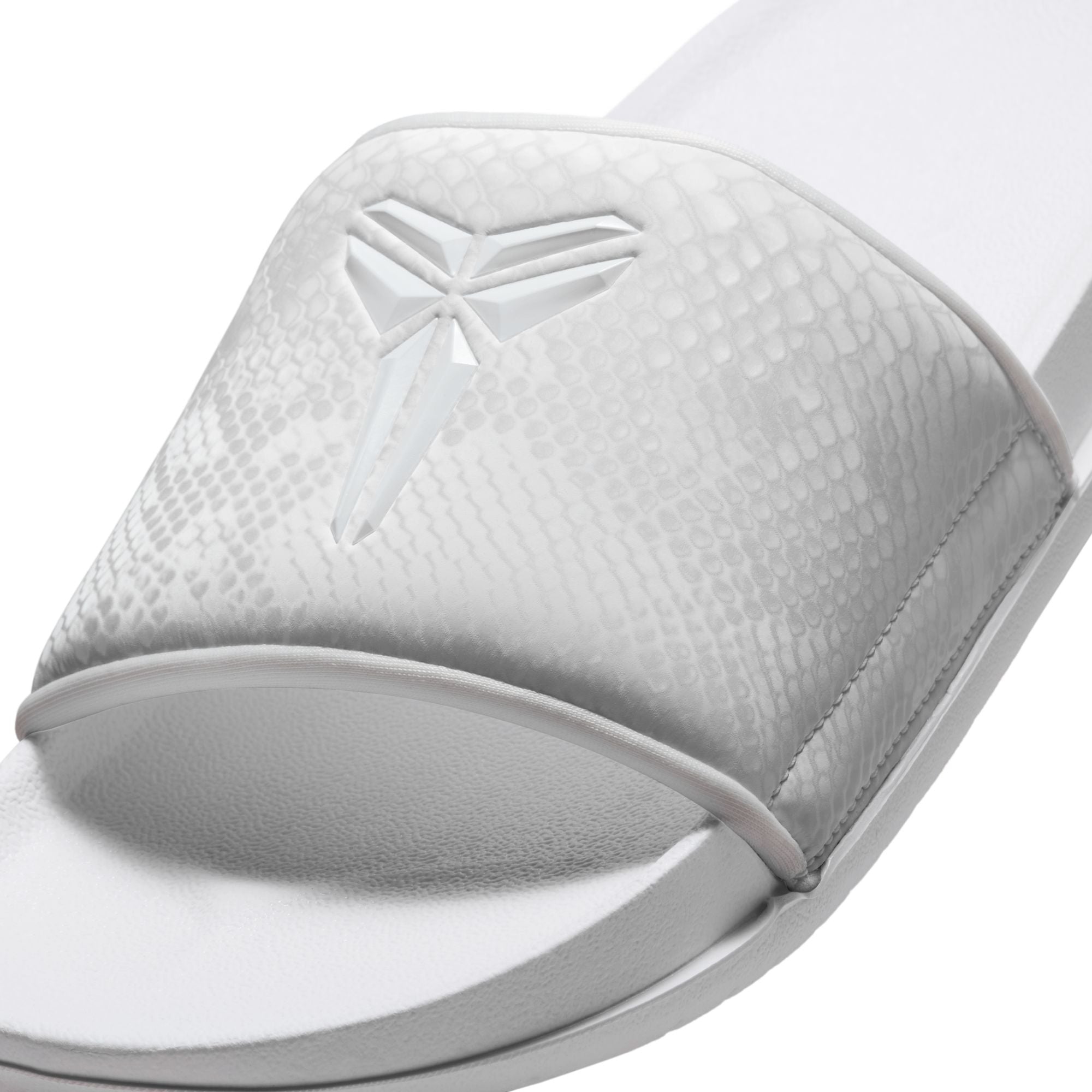 NIKE KOBE OFFCOURT SLIDE
