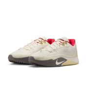 NIKE S.T. FLARE