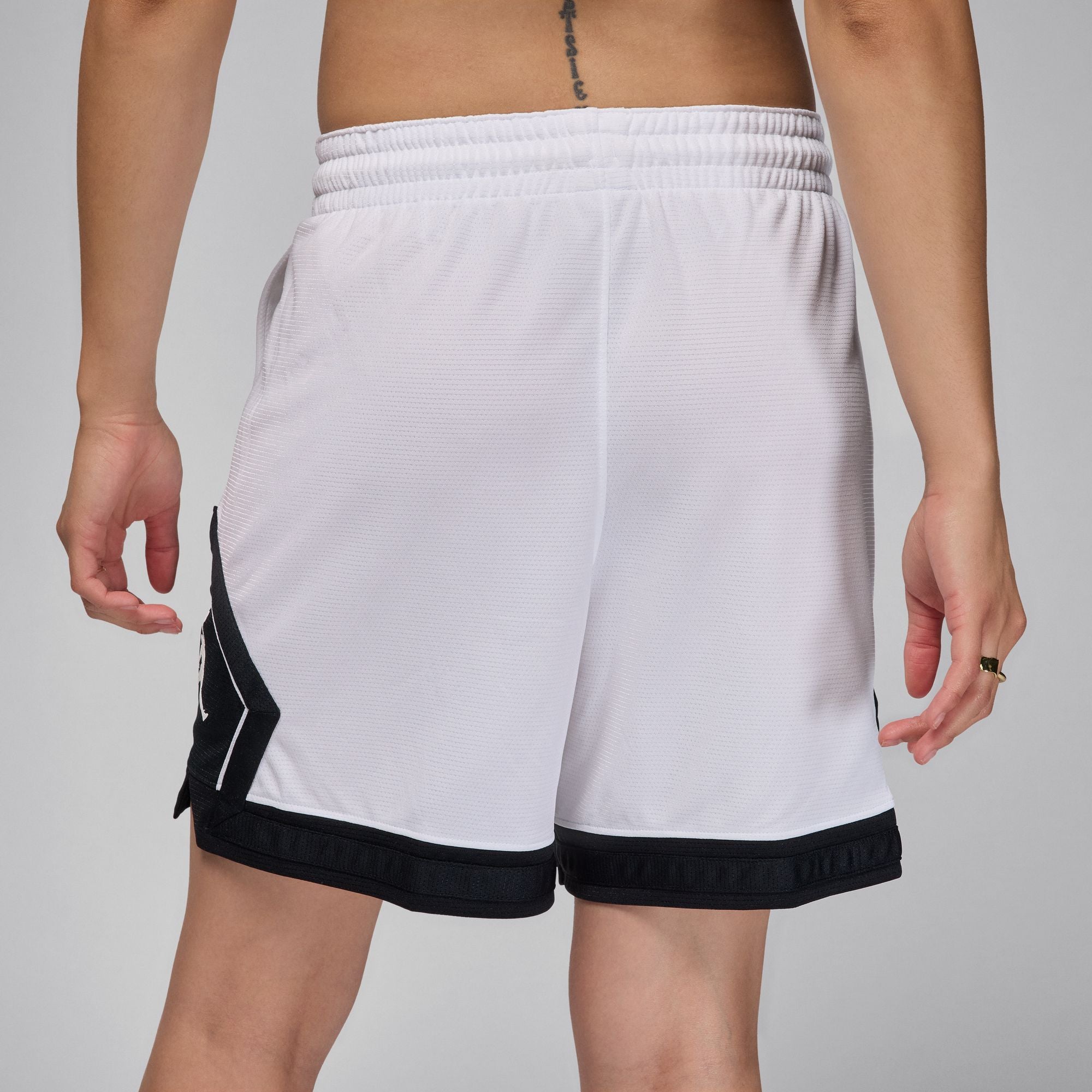JORDAN SPORT WOMENS 4" DIAMOND SHORT