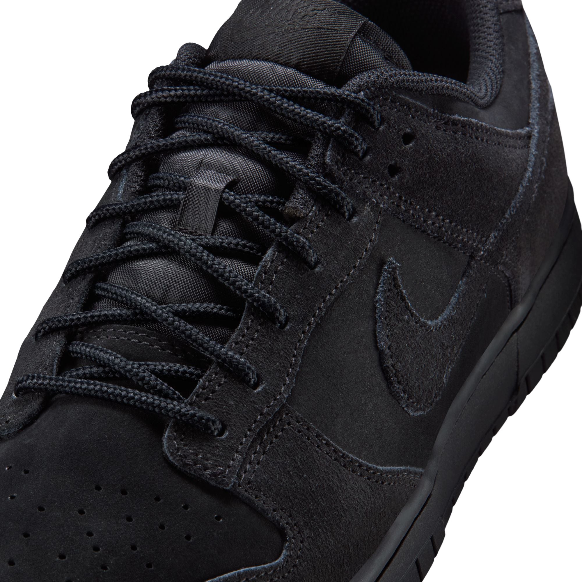 NIKE DUNK LOW RETRO SE