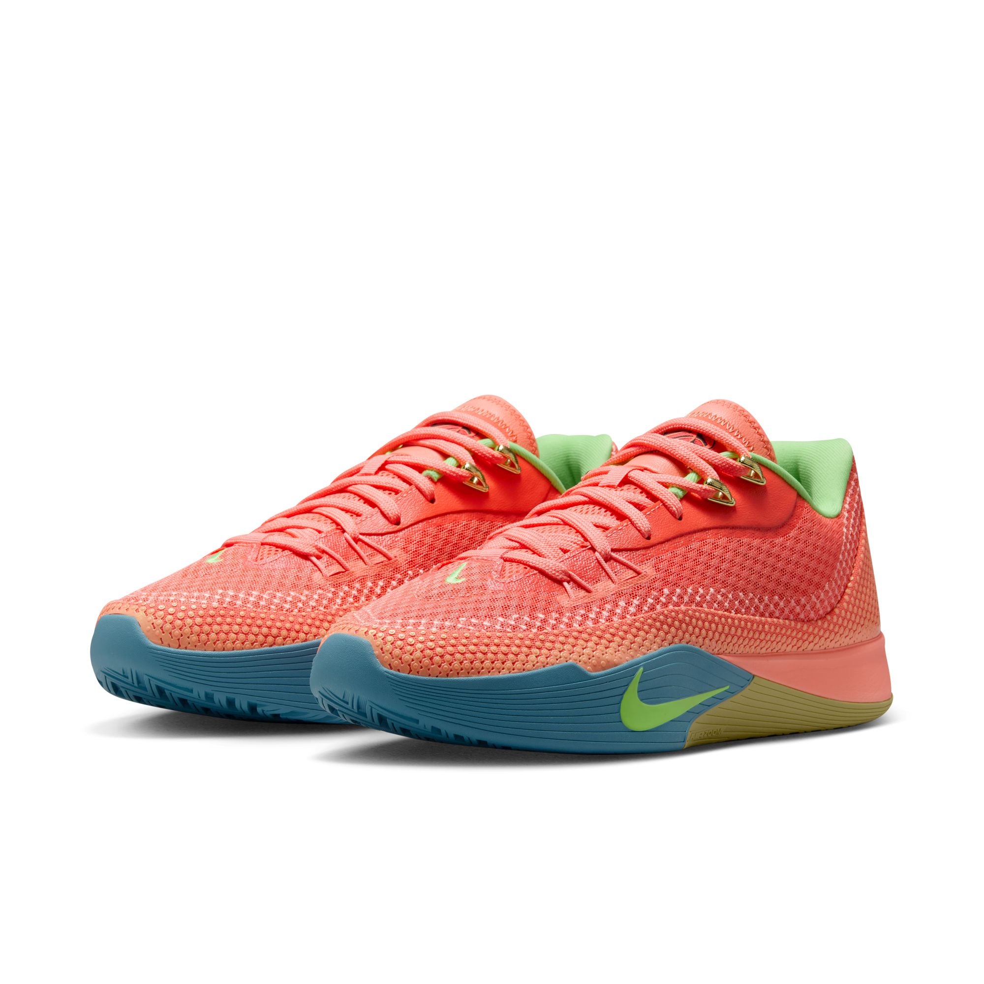 NIKE S.T. FLARE