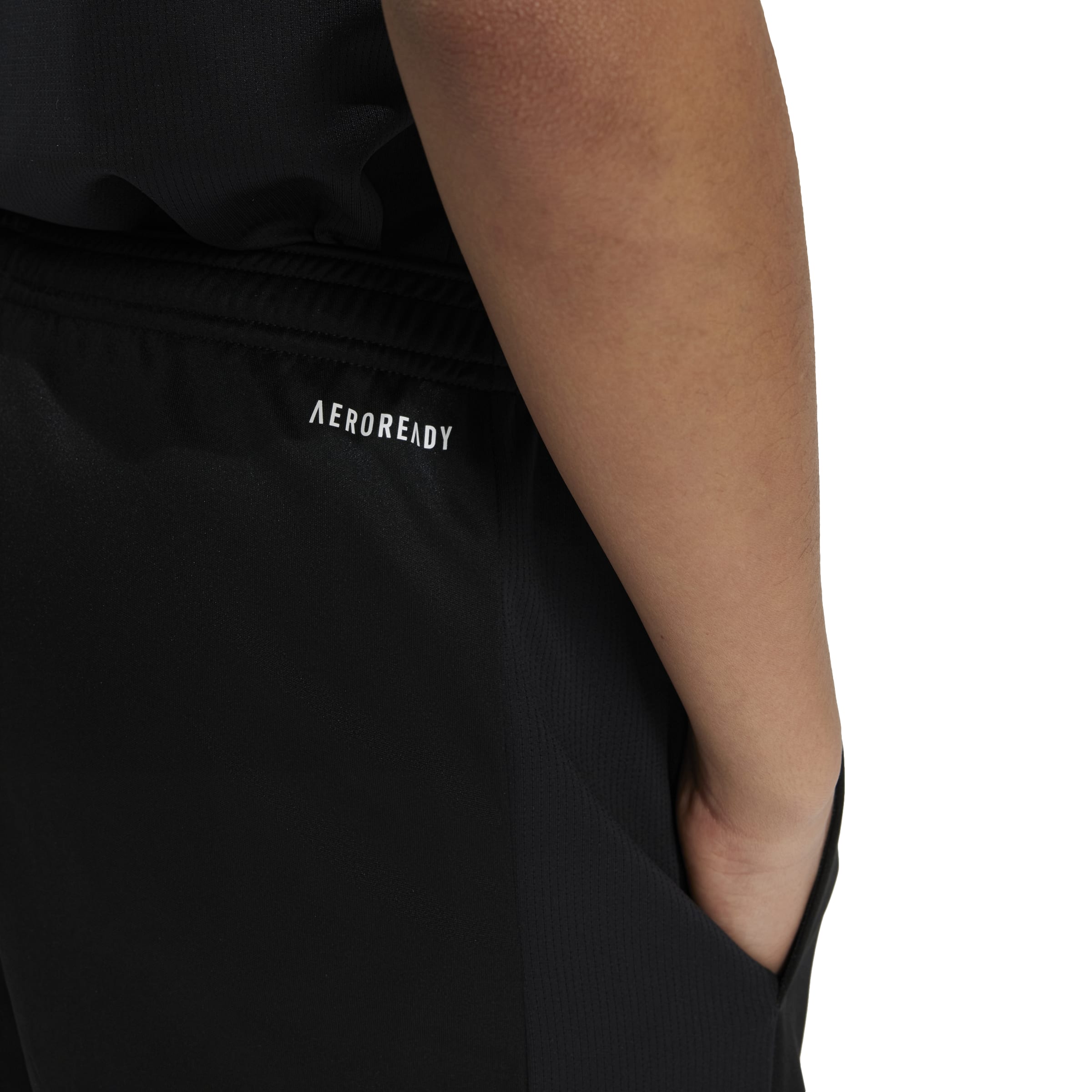 ADIDAS TRAIN ESSENTIALS LOGO SHORTS - KIDS