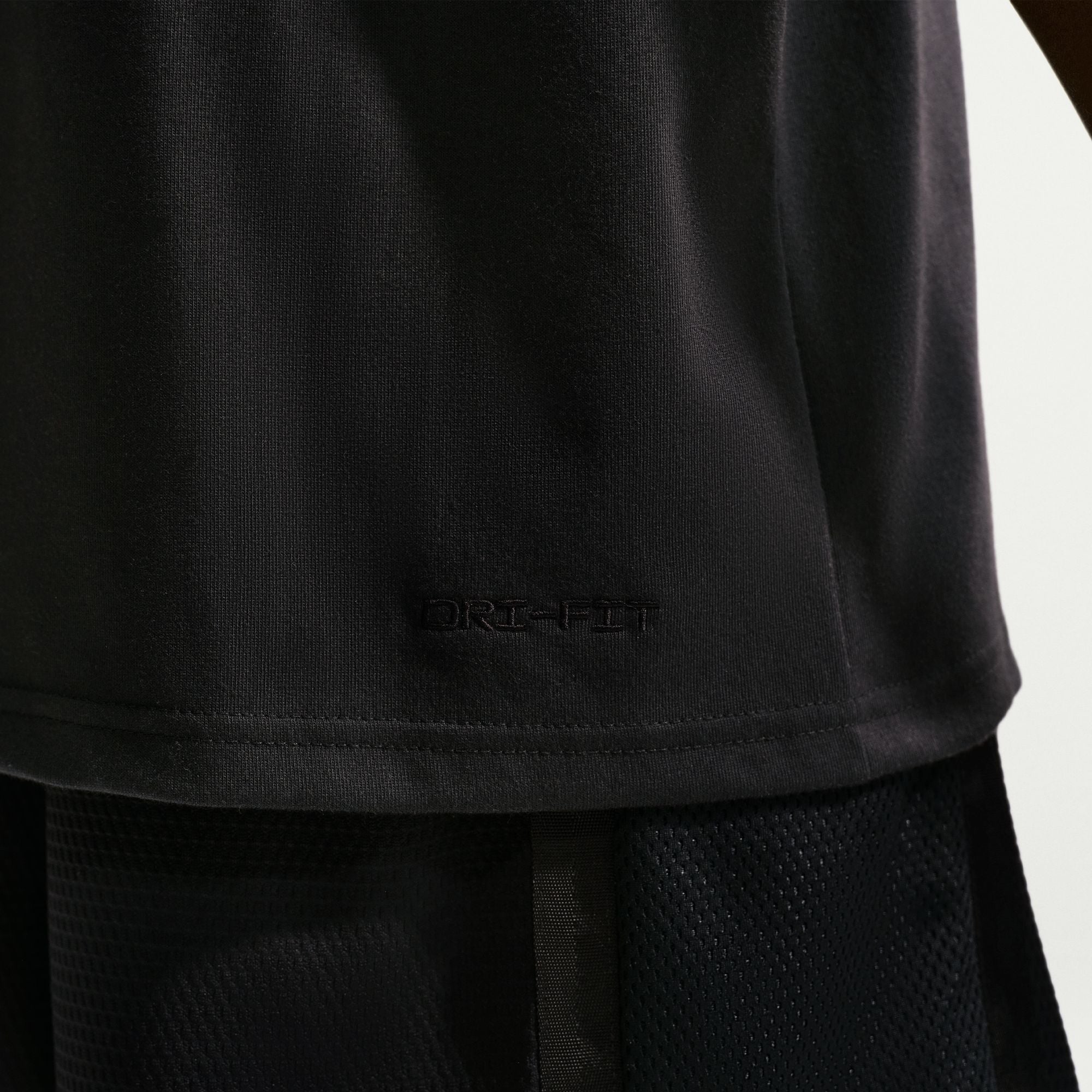 NIKE MENS KOBE MAMBACURIAL TEE