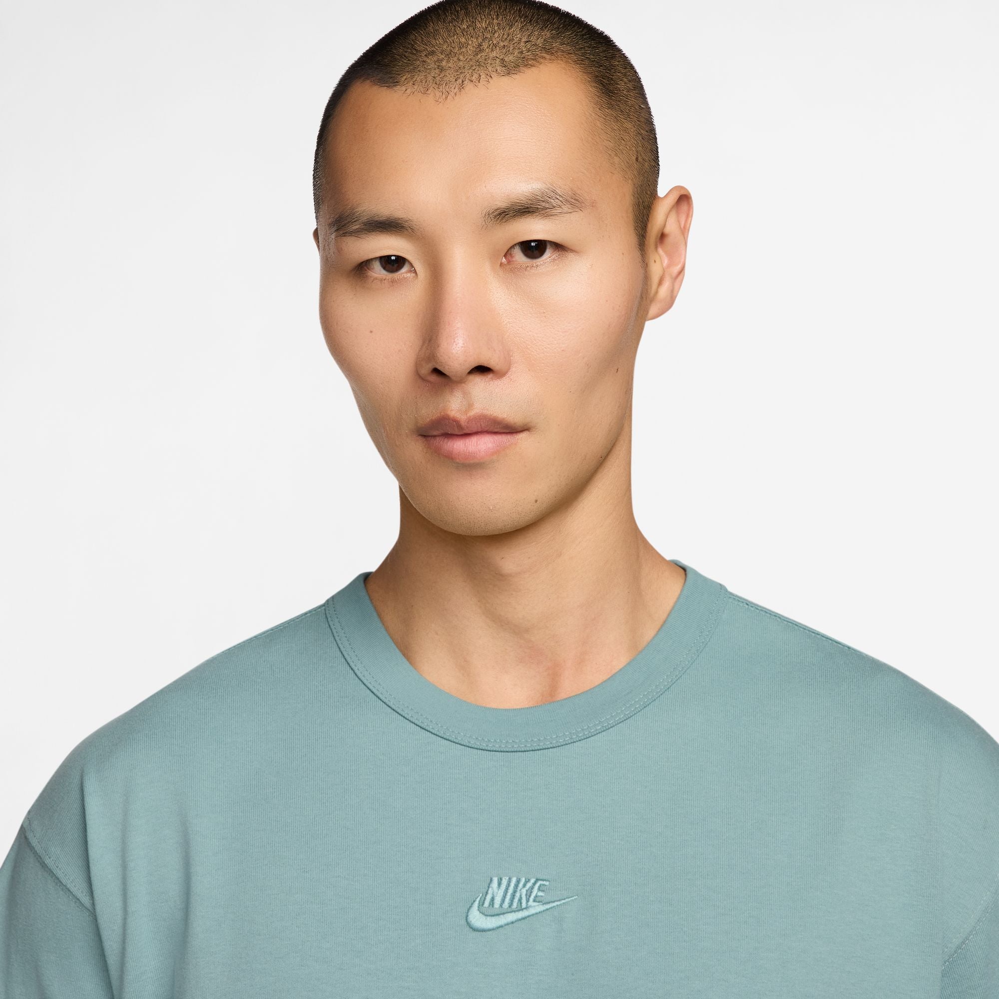 NIKE MENS PREMIUM ESSENTIAL TEE