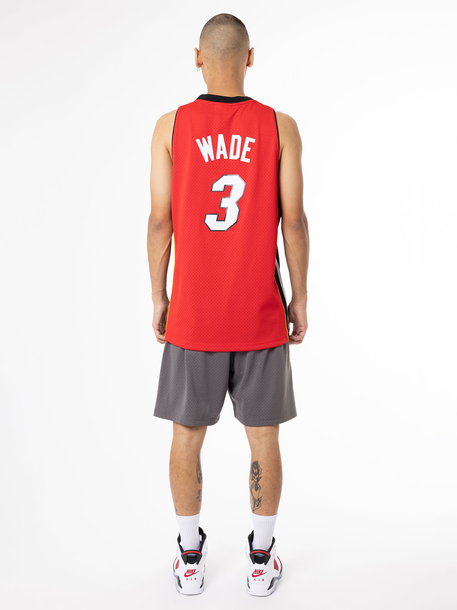 MITCHELL & NESS SWINGMAN JERSEY HEAT WADE 05-06 ROAD
