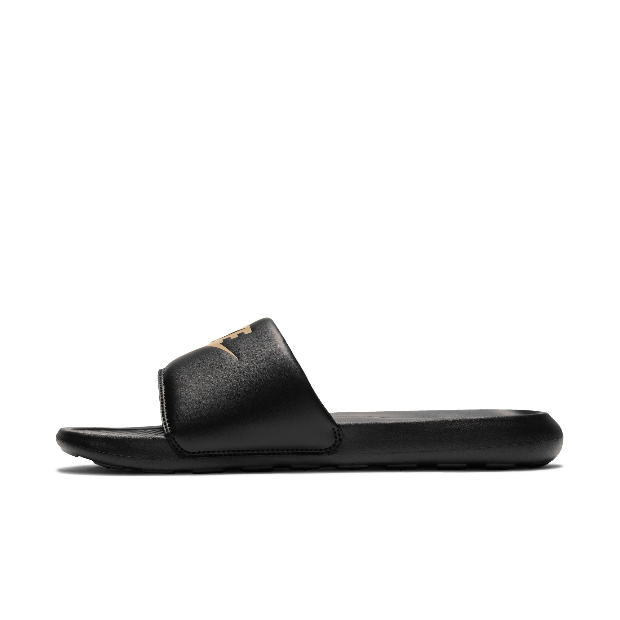 NIKE VICTORI ONE SLIDE