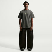 NIKE MENS LOOSE PREMIUM ESSENTIAL TEE