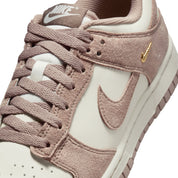 NIKE WOMENS NIKE DUNK LOW