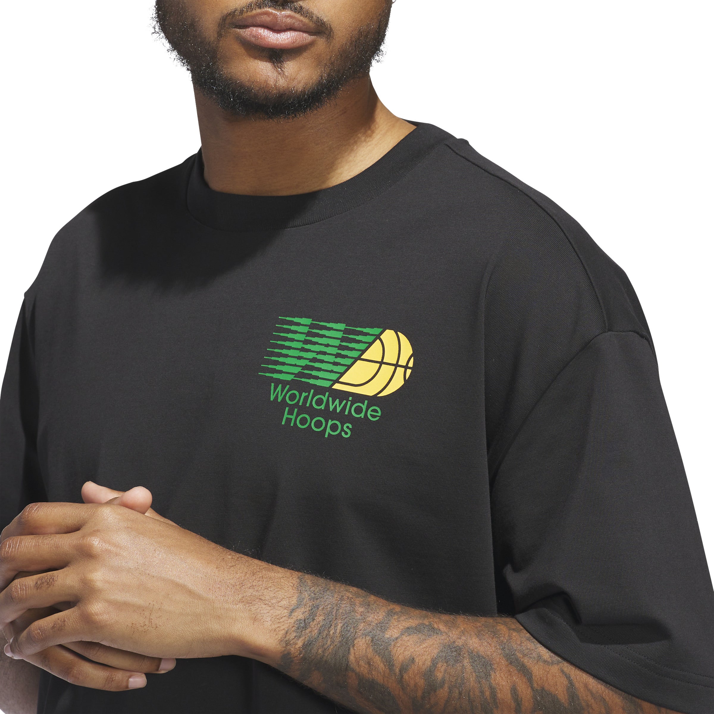 ADIDAS GLBL HOOPS TEE