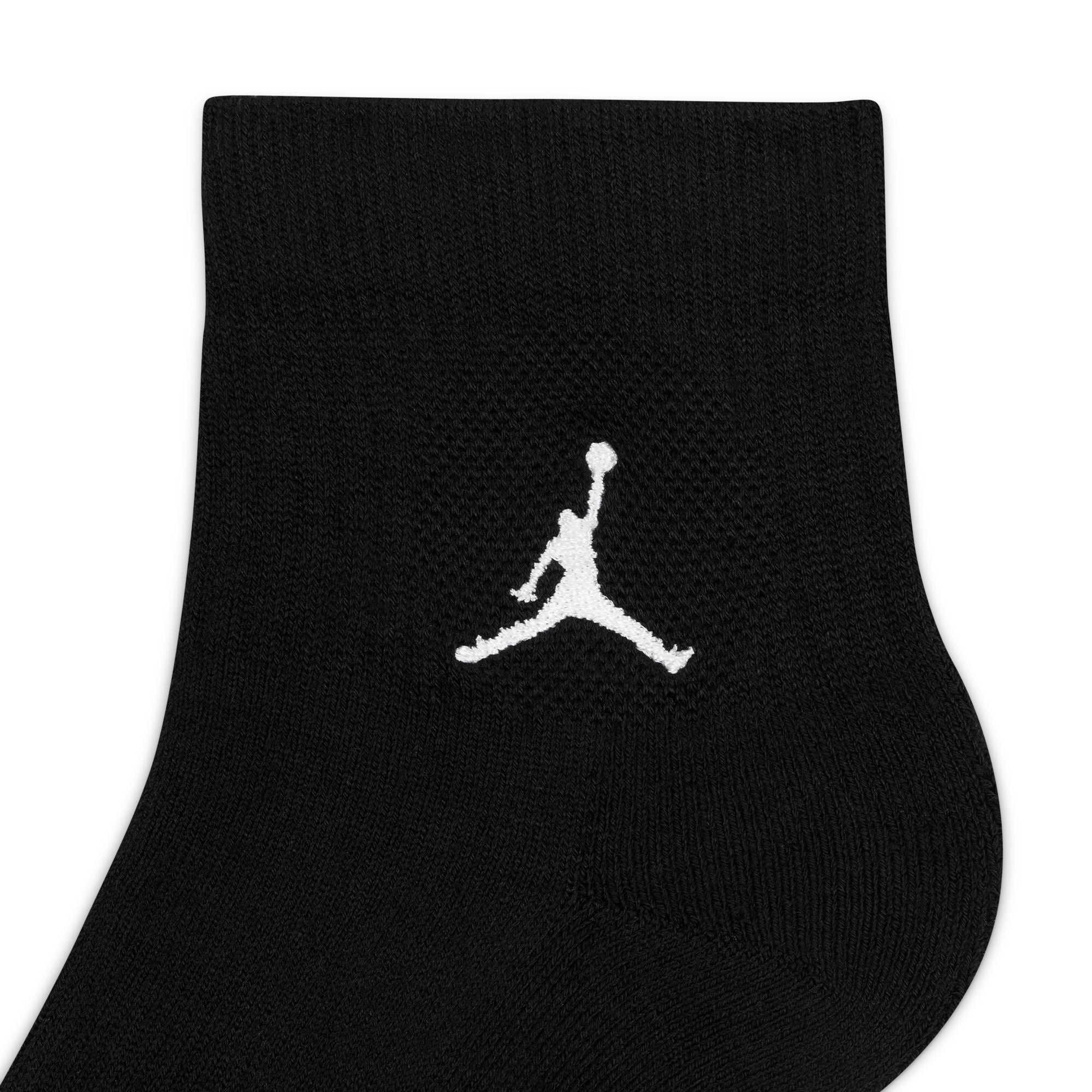JORDAN UNISEX EVERYDAY CUSHIONED ANKLE SOCKS - 3 PACK