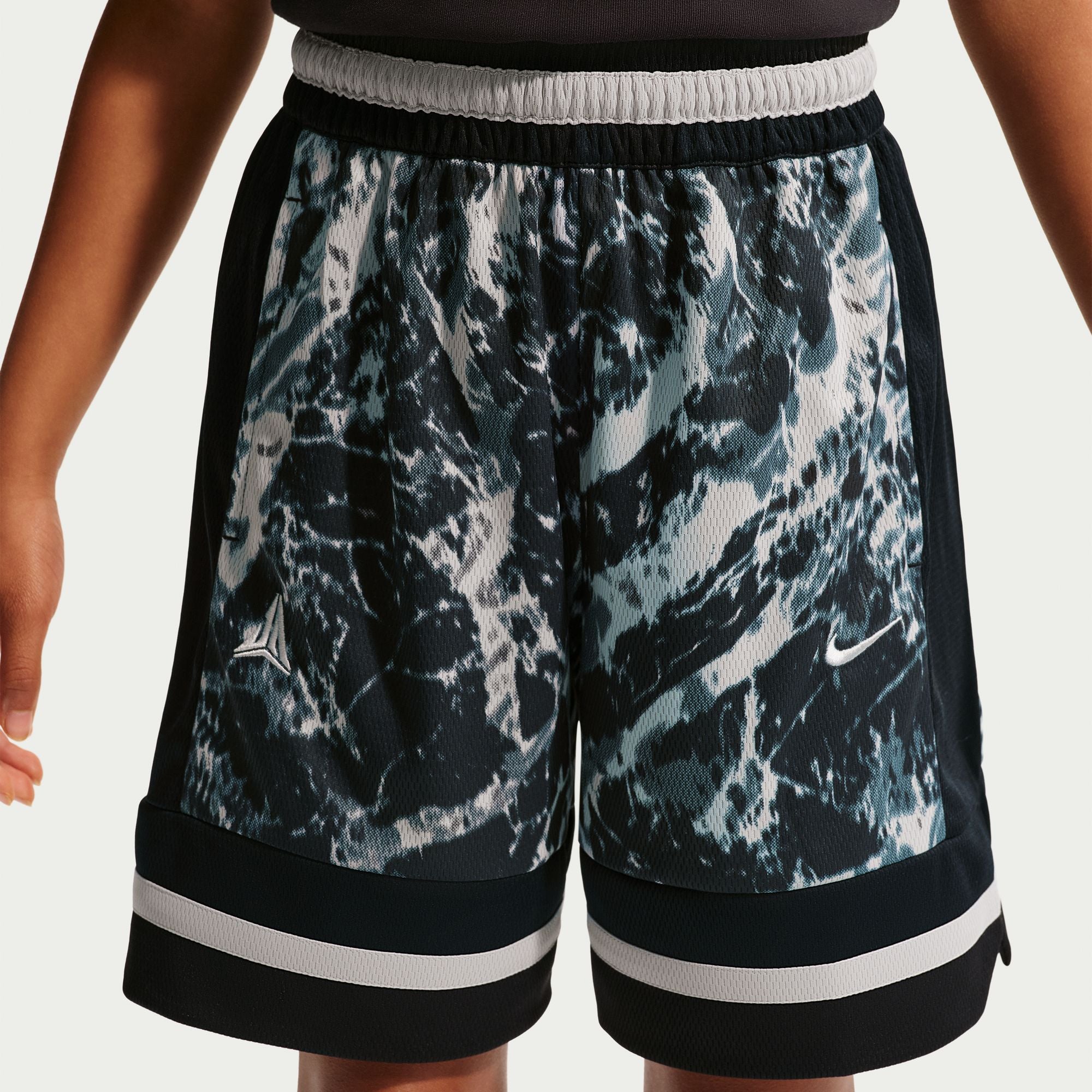 NIKE JA DRI-FIT GAME SHORT - YOUTH