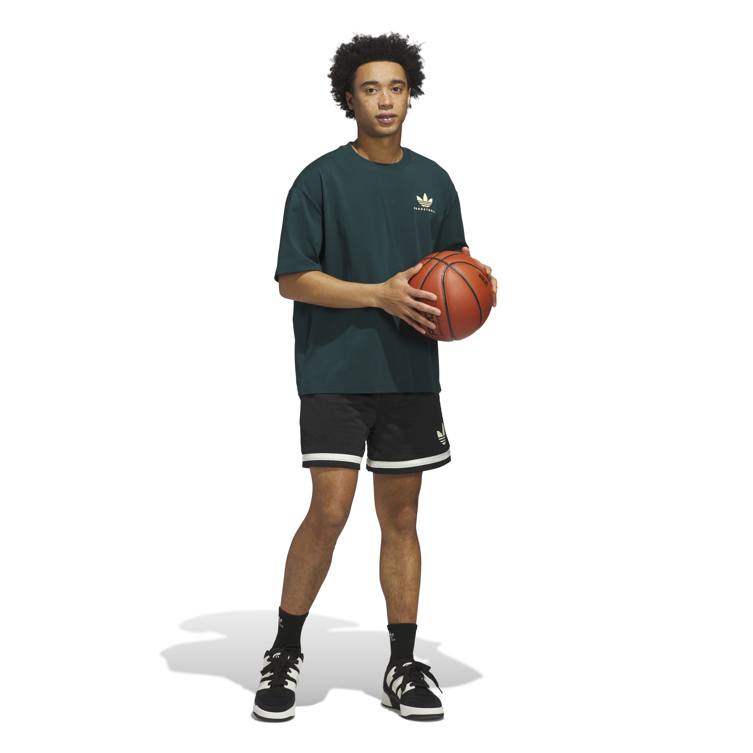 ADIDAS WORLDWIDE HOOPS GFX TEE