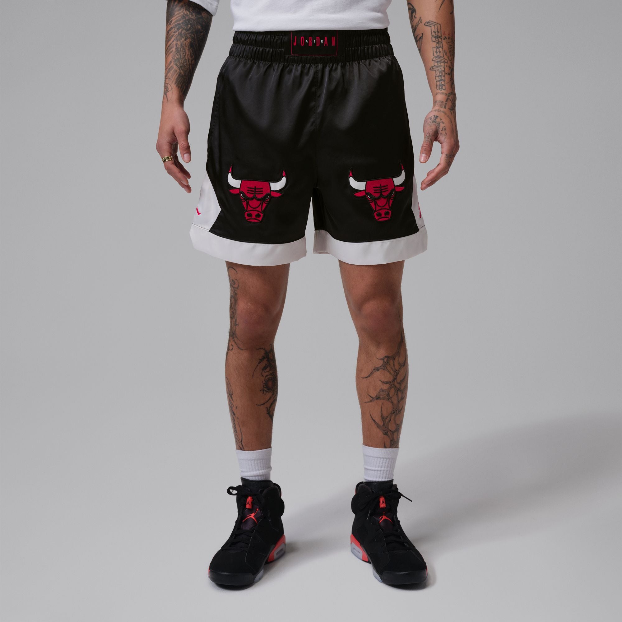 JORDAN MENS FLIGHT MUAY THAI SHORT