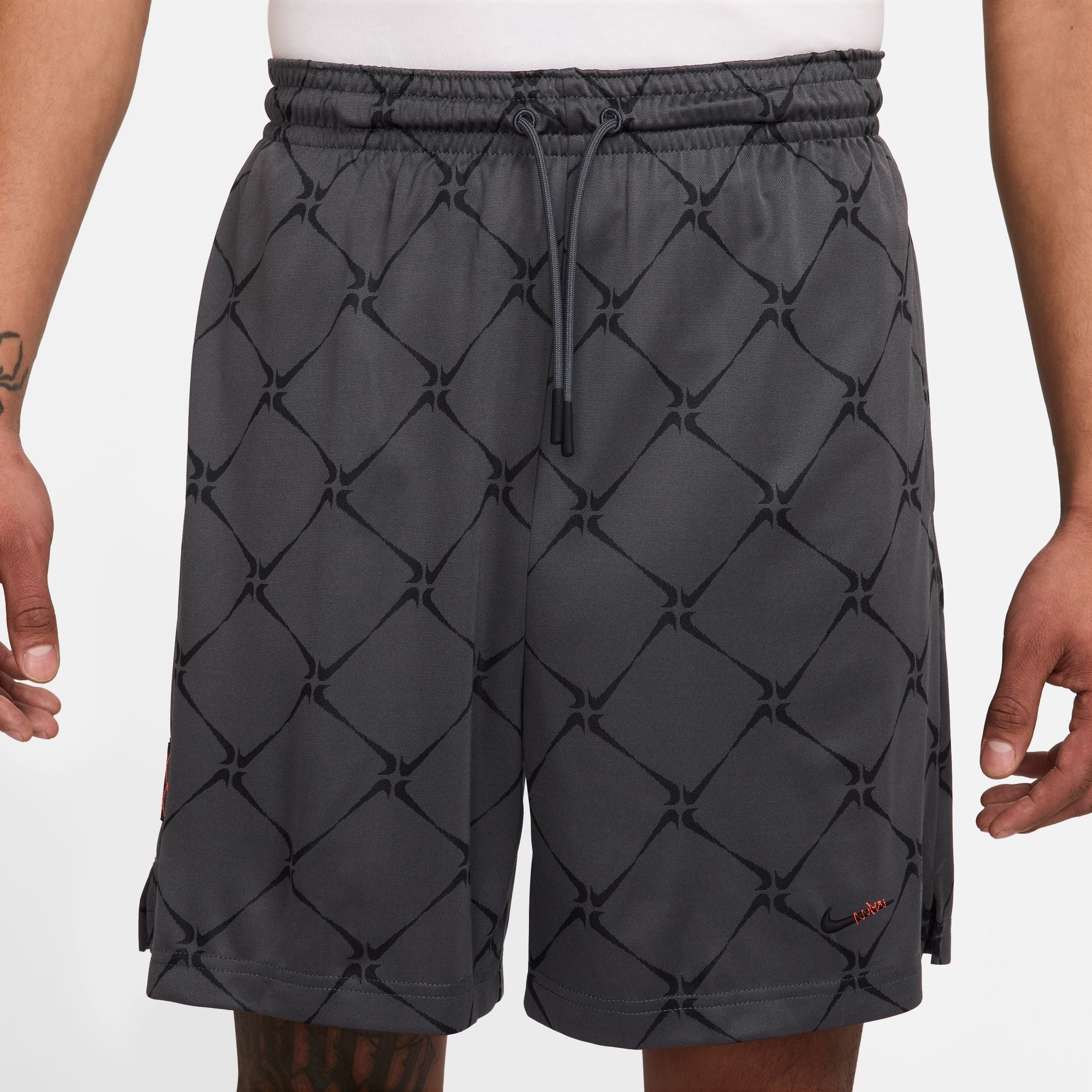 NIKE MENS DRI-FIT 6IN SHORT STREET