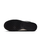 NIKE WOMENS DUNK LOW SE