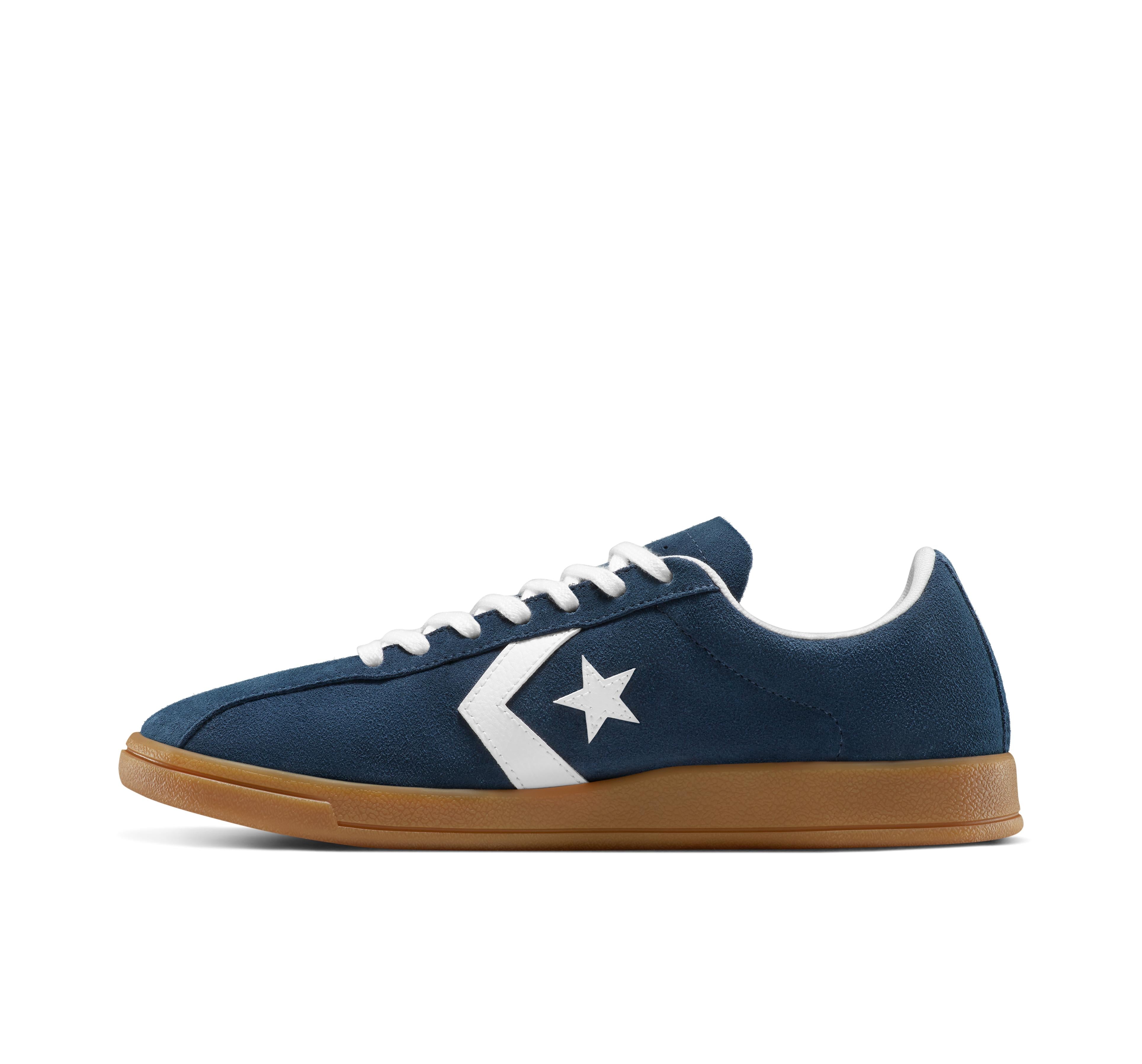 CONVERSE CLASSIC TRAINER SUEDE LOW
