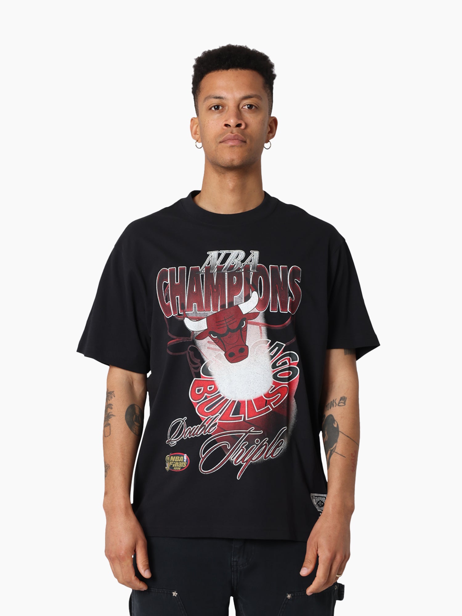 MITCHELL & NESS HARDLIGHT TEE BULL