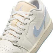 AIR JORDAN WOMENS 1 LOW