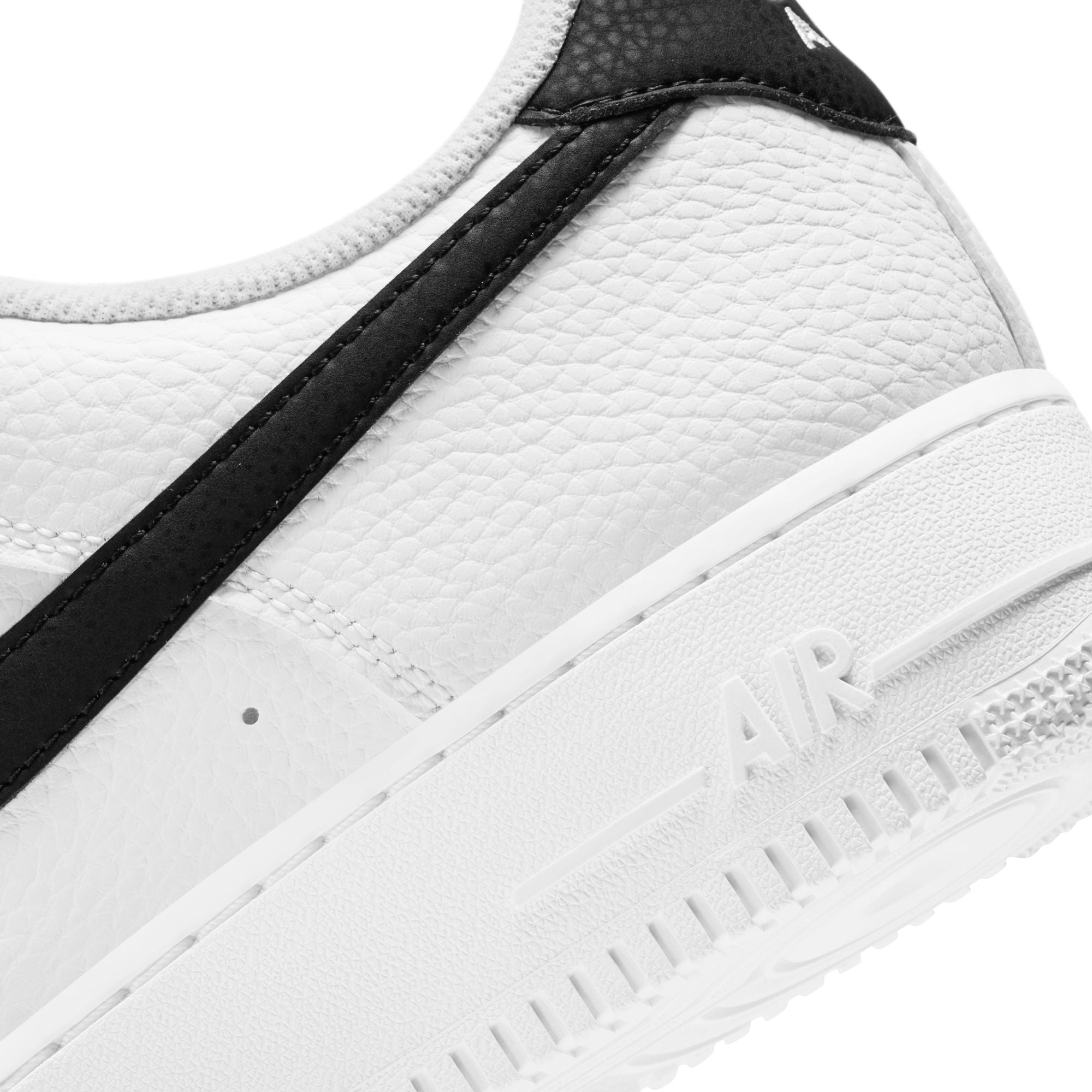 NIKE MENS AIR FORCE 1 '07