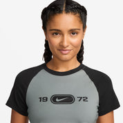 NIKE WOMENS CHILL KNIT RAGLAN TEE