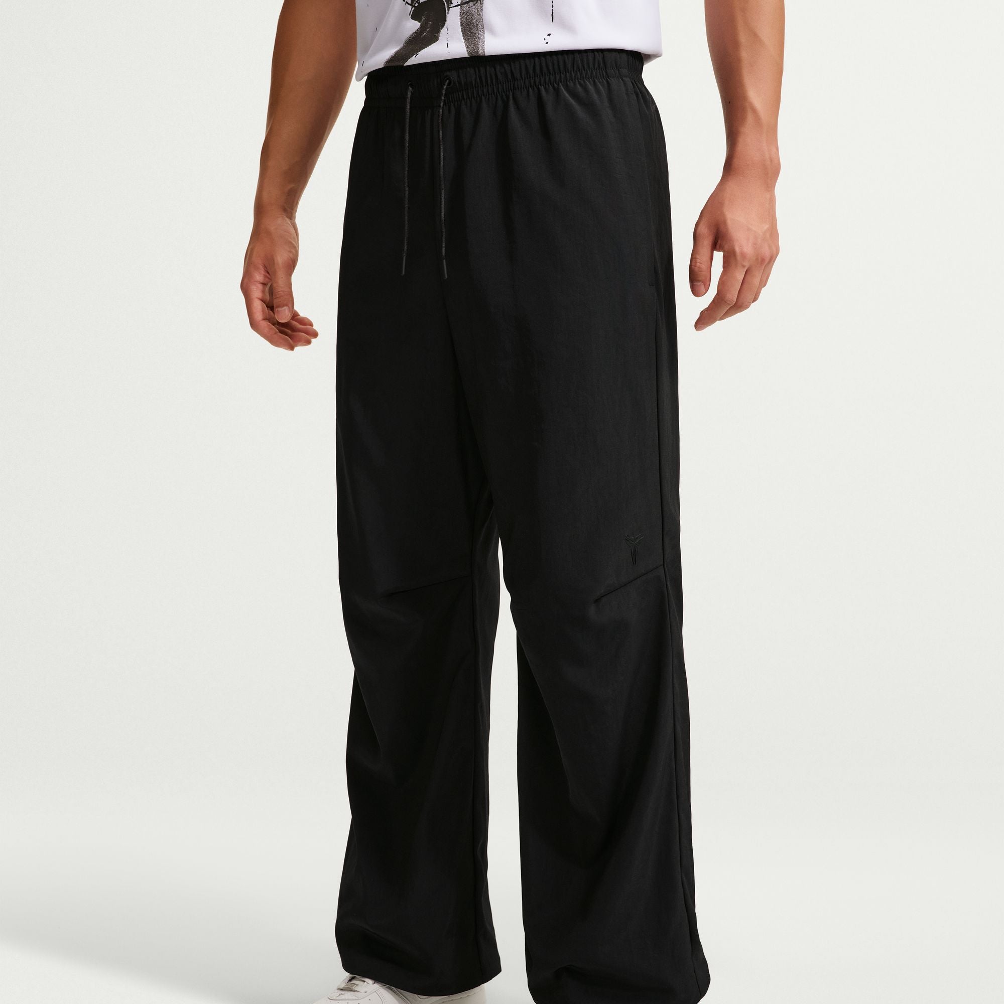 NIKE MENS KOBE MAMBA WOVEN PANT