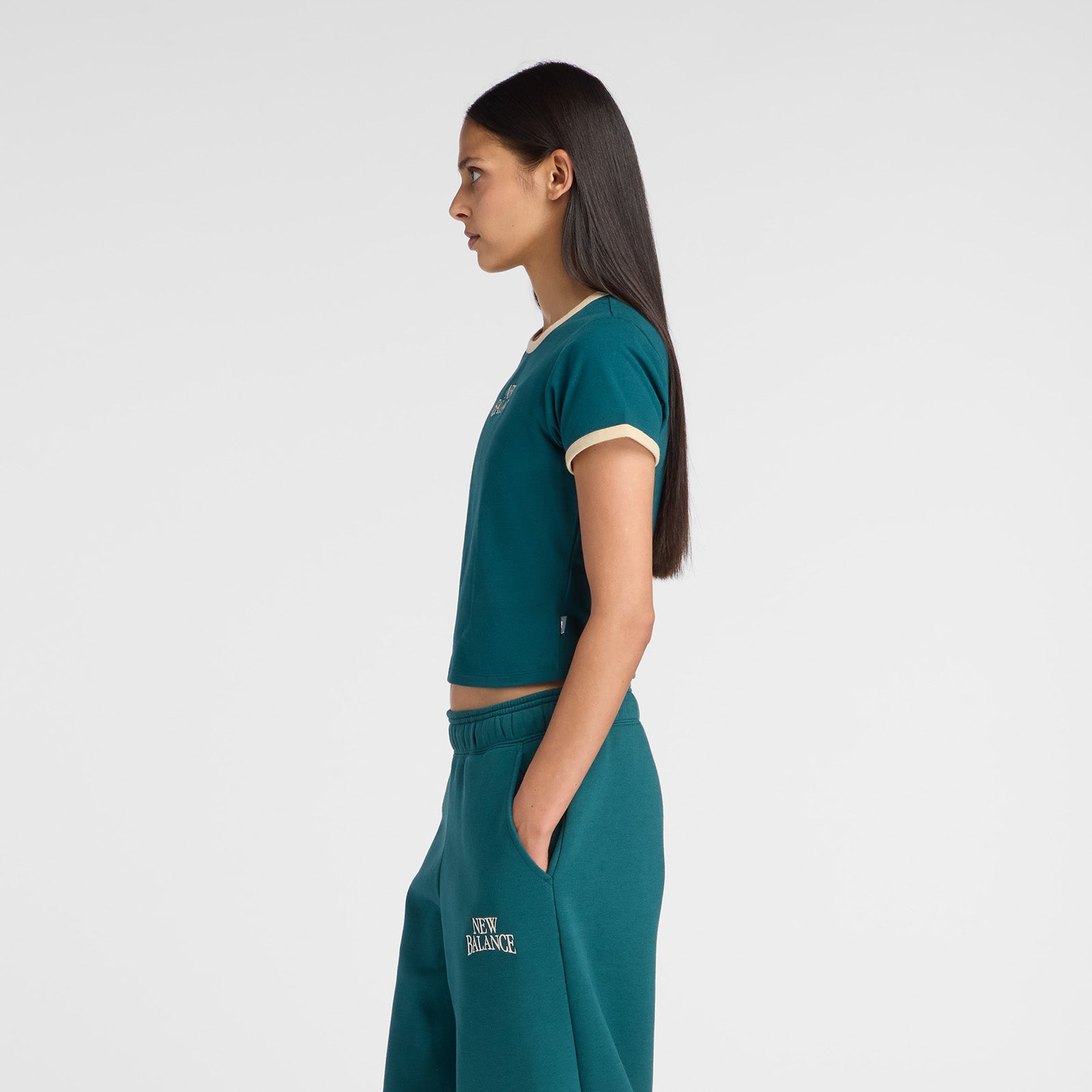 NEW BALANCE WOMENS TRACKSIDE RINGER T-SHIRT