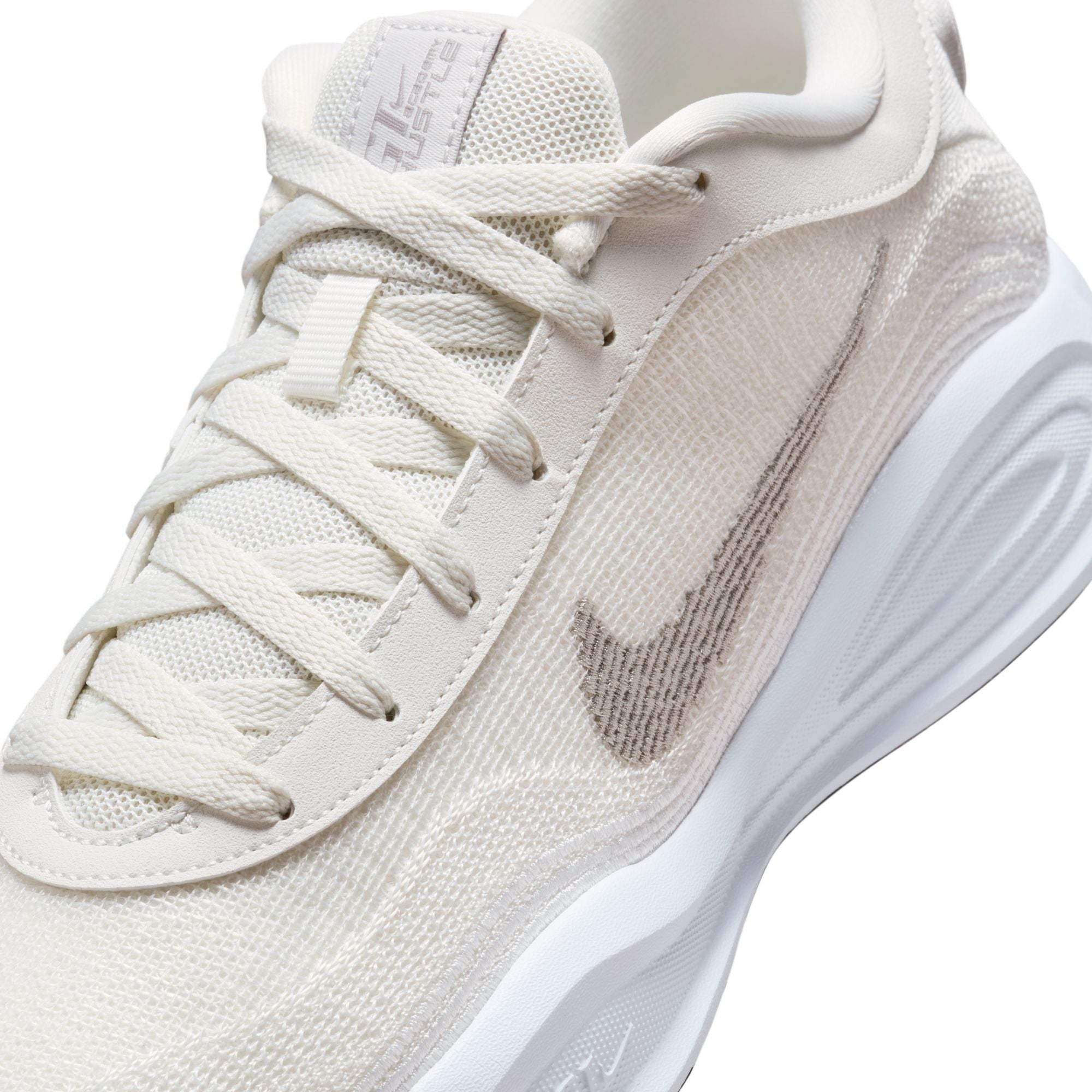 NIKE G.T. HUSTLE ACADEMY