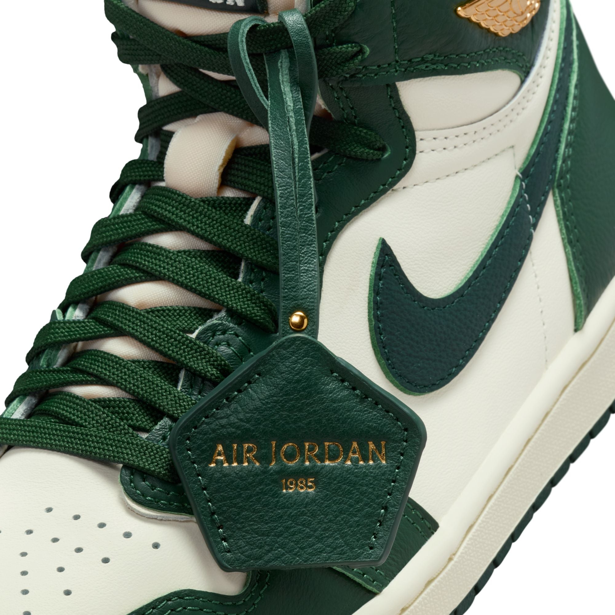 AIR JORDAN WOMENS 1 RETRO HI OG