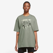 JORDAN WOMENS J FLT SHOE GFX OS TEE